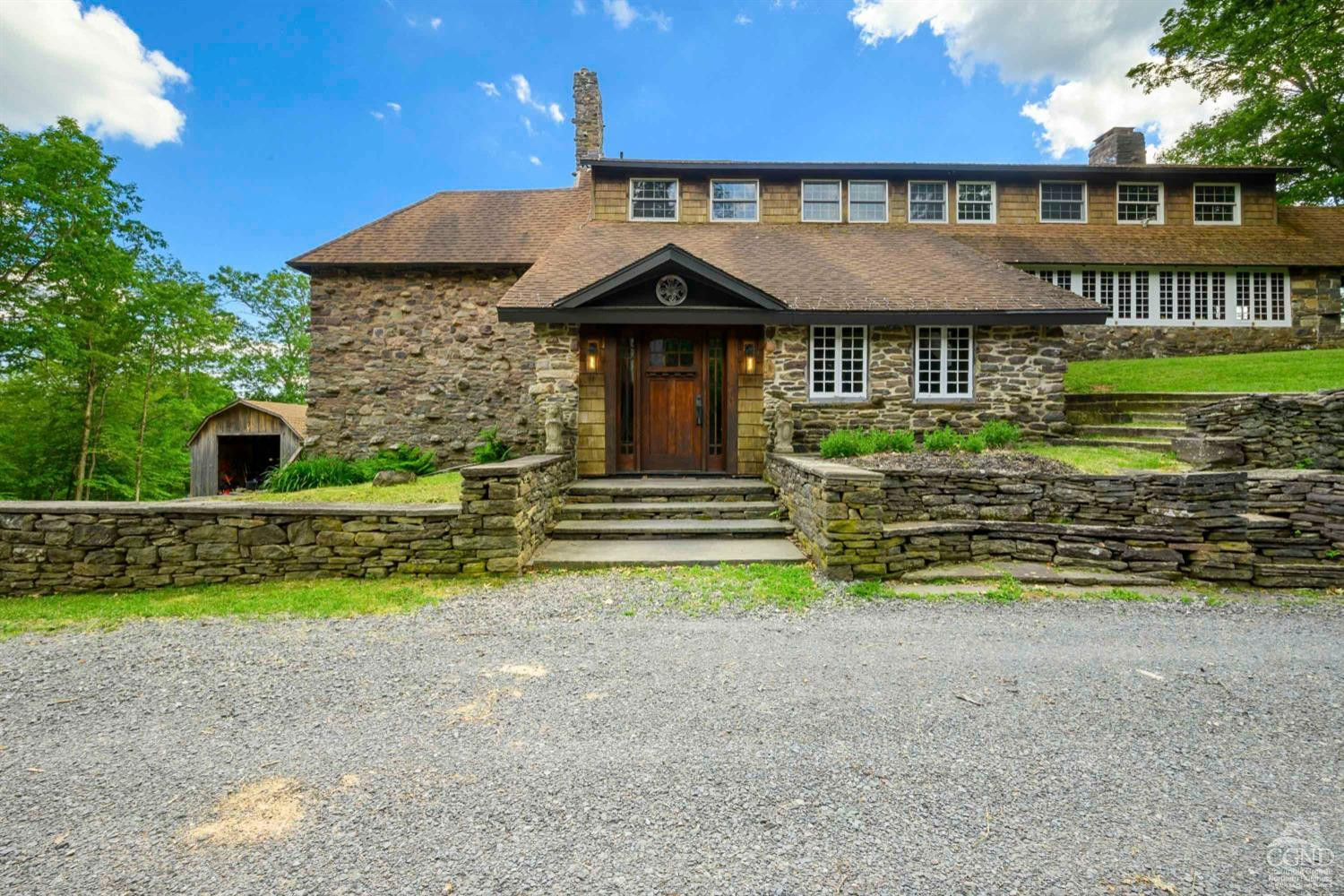 Tannersville, New York, 12485, United States, 6 Bedrooms Bedrooms, ,5 BathroomsBathrooms,Residential,For Sale,1947119