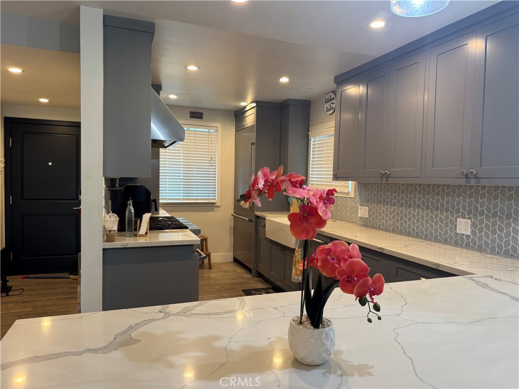 Hawthorne, California, 90250, United States, 4 Bedrooms Bedrooms, ,3 BathroomsBathrooms,Residential,For Sale,1798338