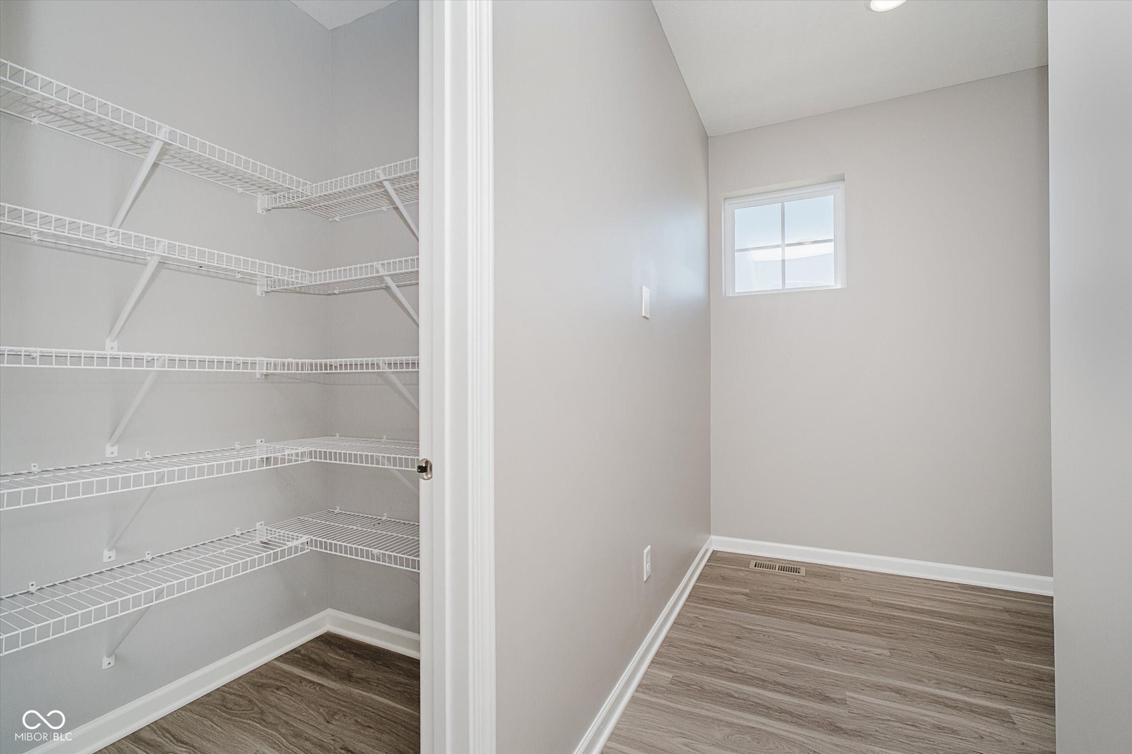 Westfield, Indiana, 46074, United States, 4 Bedrooms Bedrooms, ,4 BathroomsBathrooms,Residential,For Sale,1982855