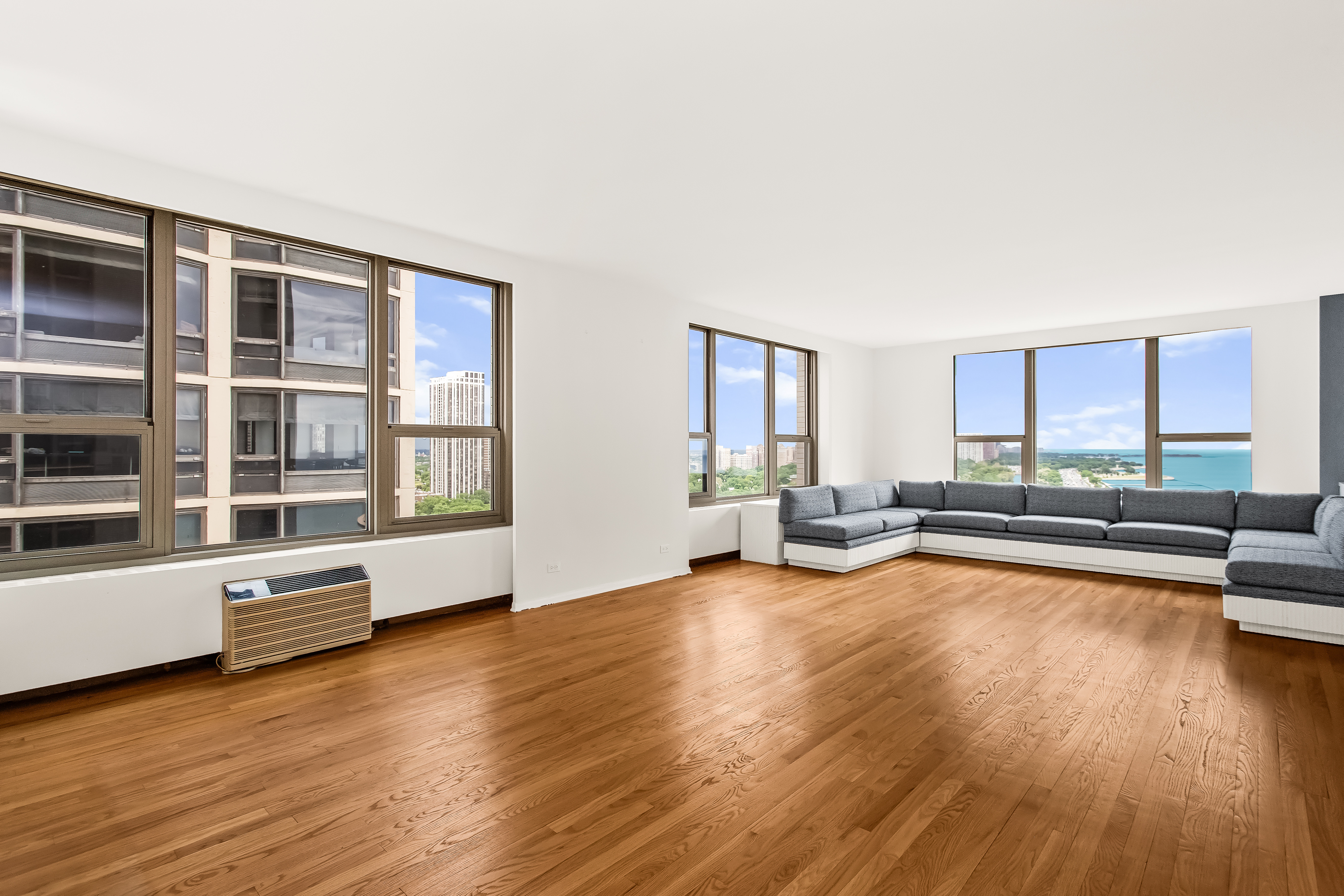  Breathtaking Views of Lake Michigan and Lincoln Park from Every Angle - 物件實景