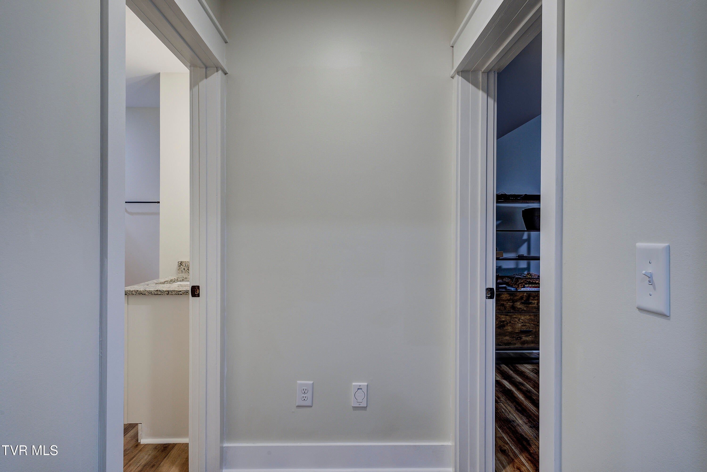 Jonesborough, Tennessee, 37659, United States, 3 Bedrooms Bedrooms, ,3 BathroomsBathrooms,Residential,For Sale,2000910