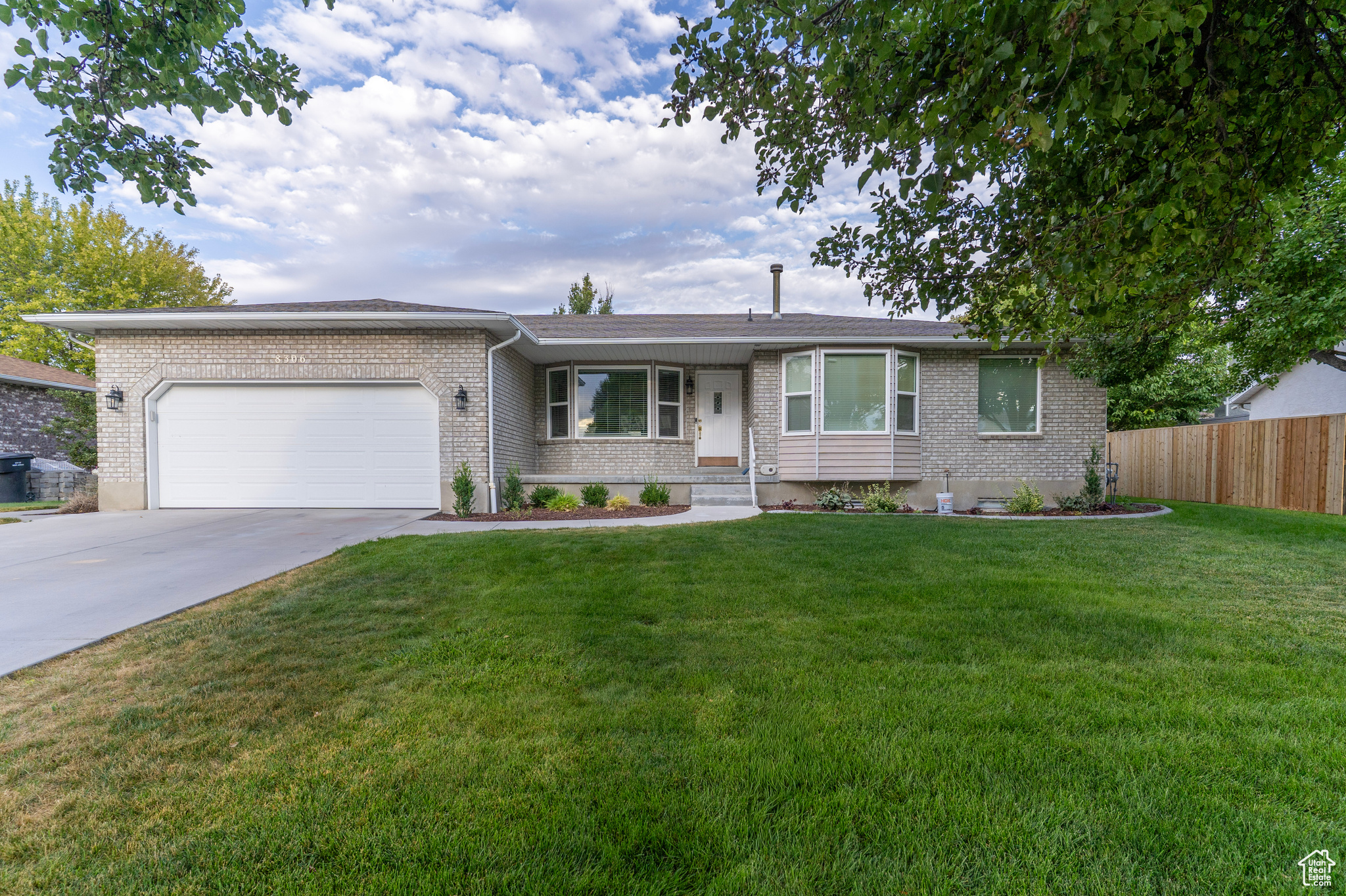 West Jordan, Utah, 84088, United States, 4 Bedrooms Bedrooms, ,Residential,For Sale,1927849