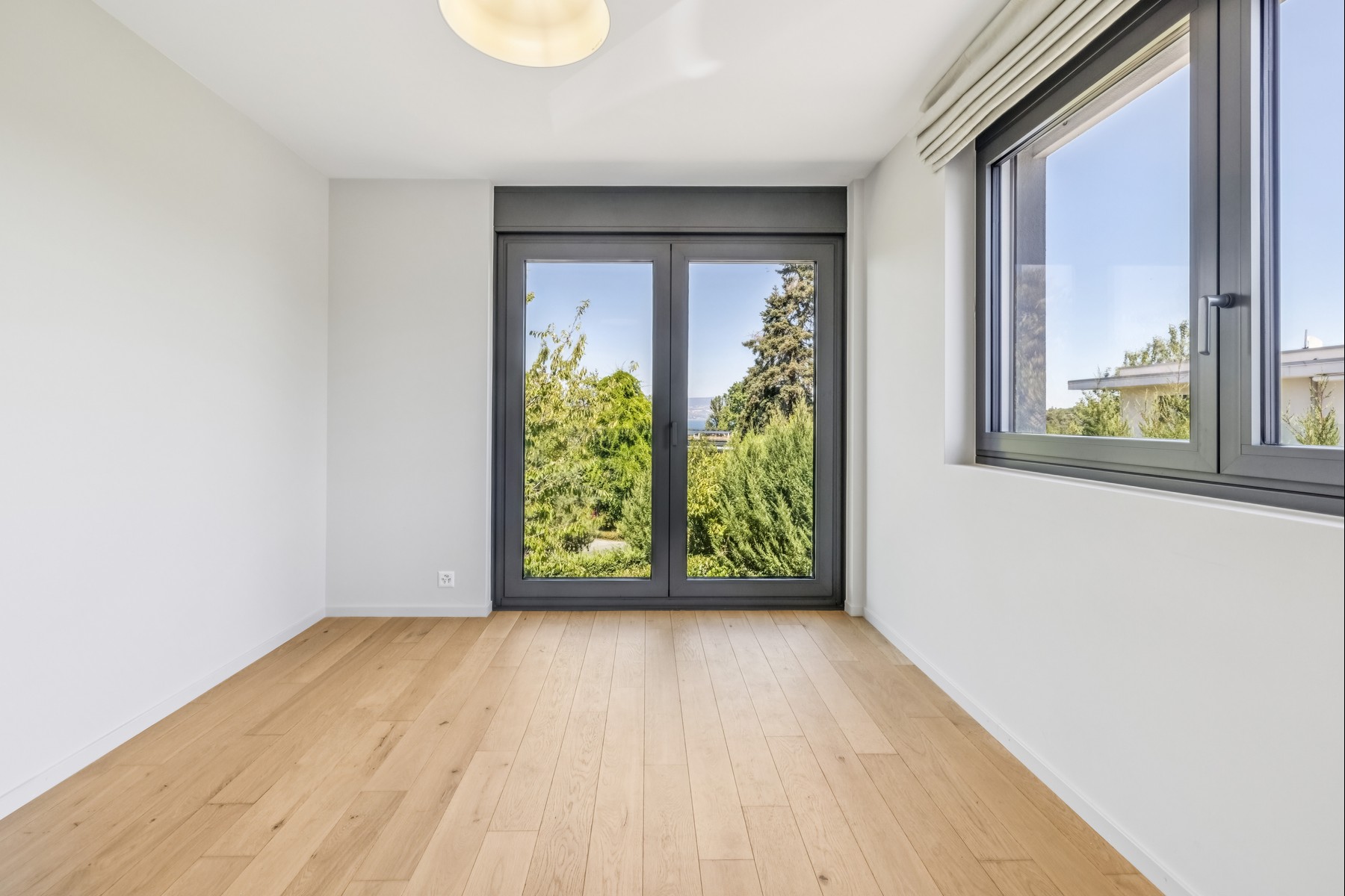  Anières  Elegant contemporary villa with exceptional amenities - 物件實景