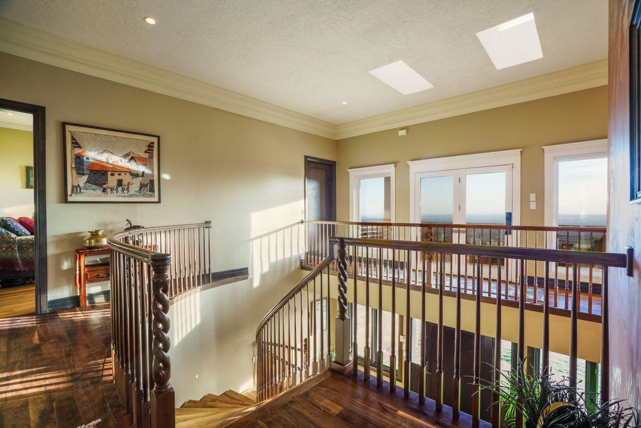 Albuquerque, New Mexico, 87122, United States, 4 Bedrooms Bedrooms, ,5 BathroomsBathrooms,Residential,For Sale,1766208