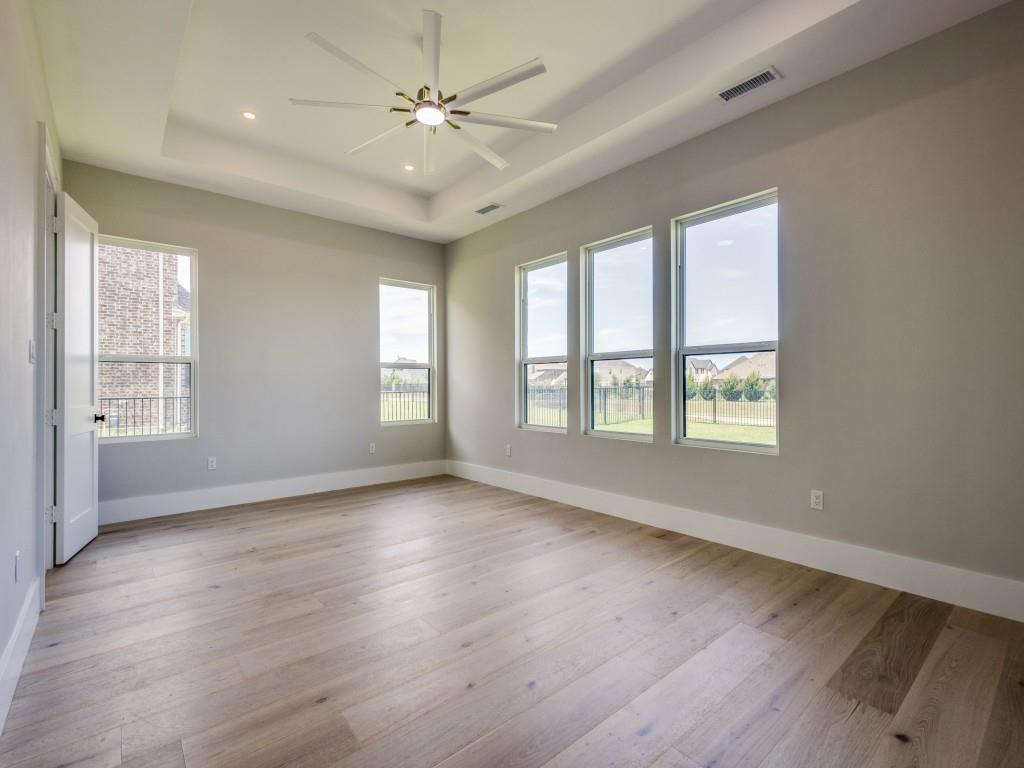 Gunter, Texas, 75058, United States, 5 Bedrooms Bedrooms, ,4 BathroomsBathrooms,Residential,For Sale,1925272