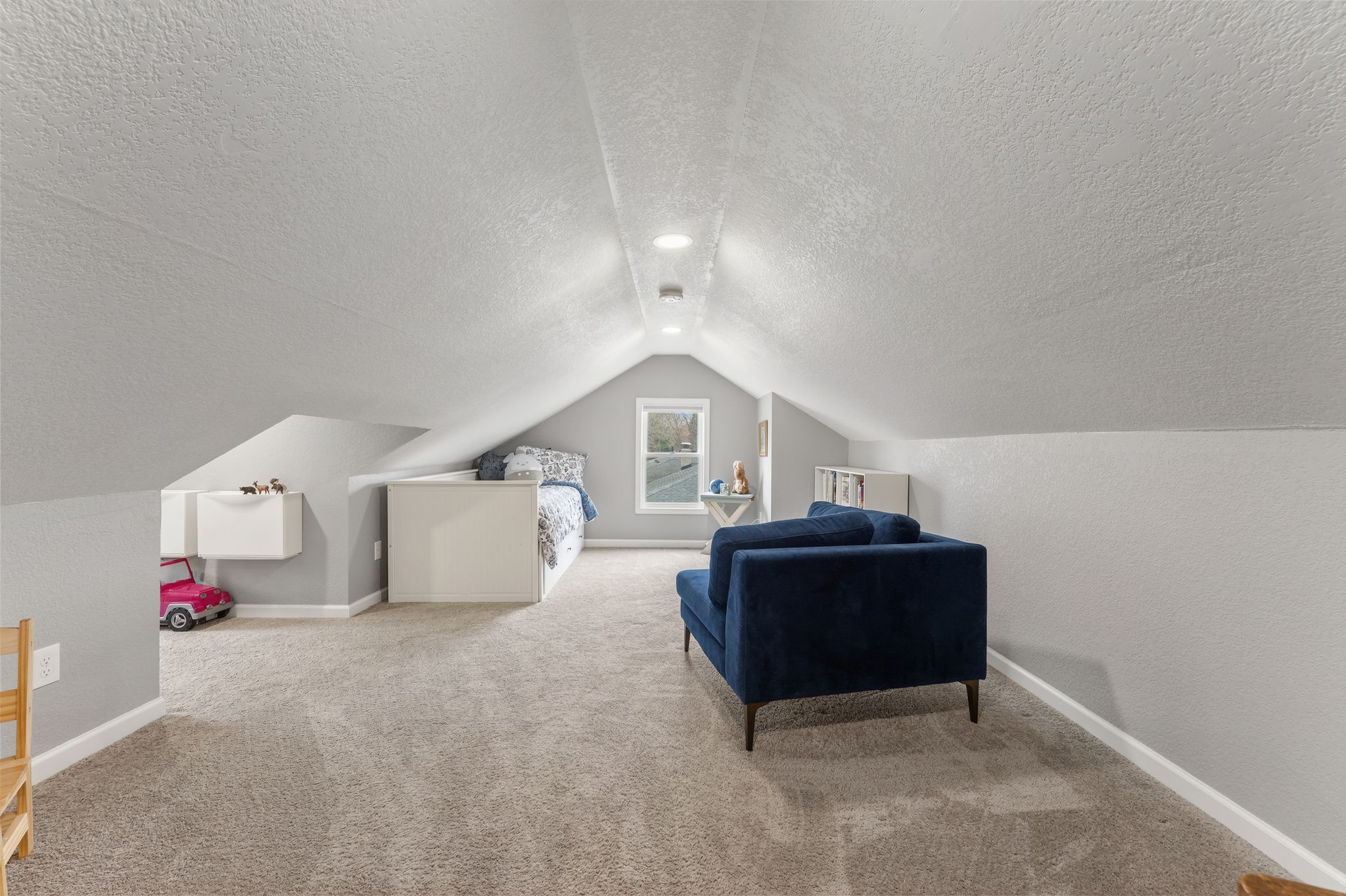  Stylish Renovation Meets Classic Charm - 物件實景