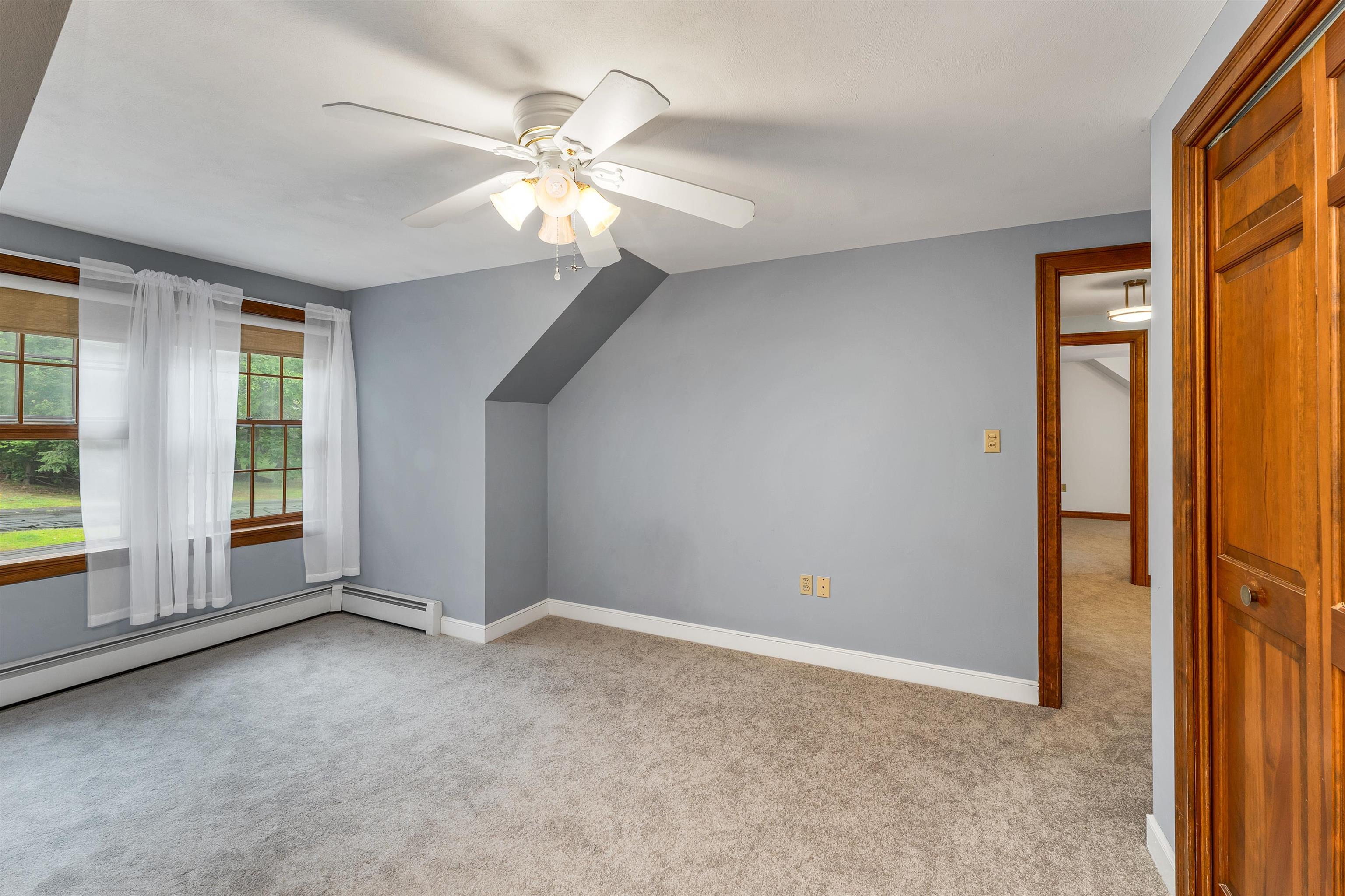 Salem, New Hampshire, 03079, United States, 4 Bedrooms Bedrooms, ,3 BathroomsBathrooms,Residential,For Sale,1924939