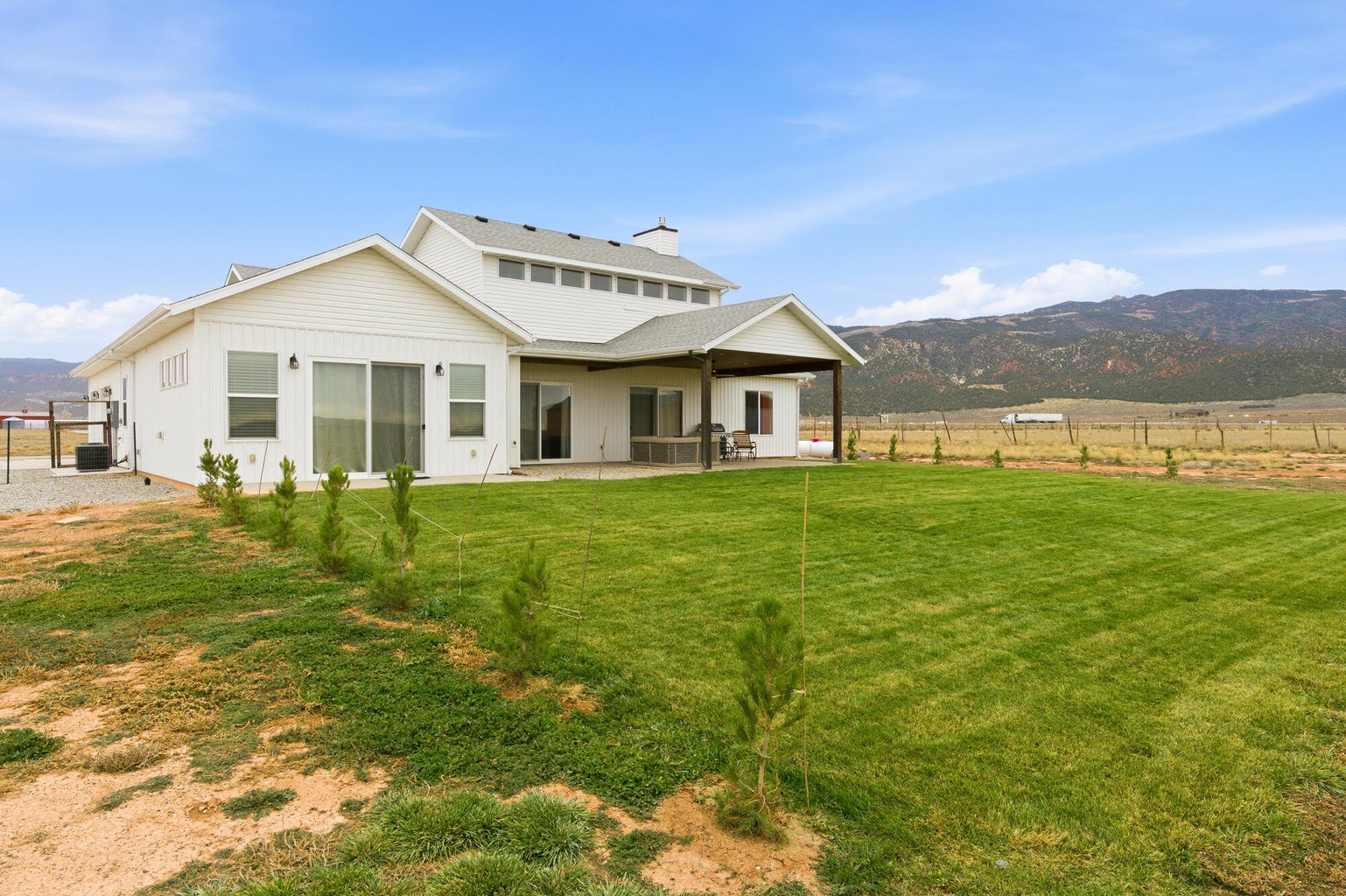 Parowan, Utah, 84761, United States, 3 Bedrooms Bedrooms, ,3 BathroomsBathrooms,Residential,For Sale,1992445