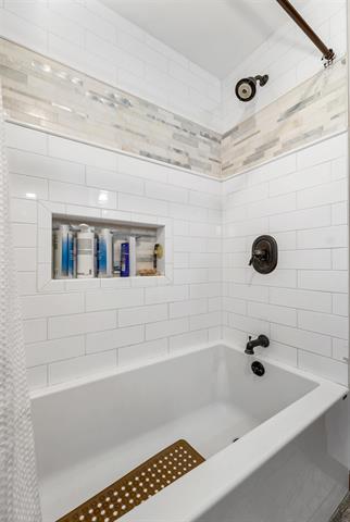Deerfield, New Hampshire, 03037, United States, 4 Bedrooms Bedrooms, ,1 BathroomBathrooms,Residential,For Sale,1902997