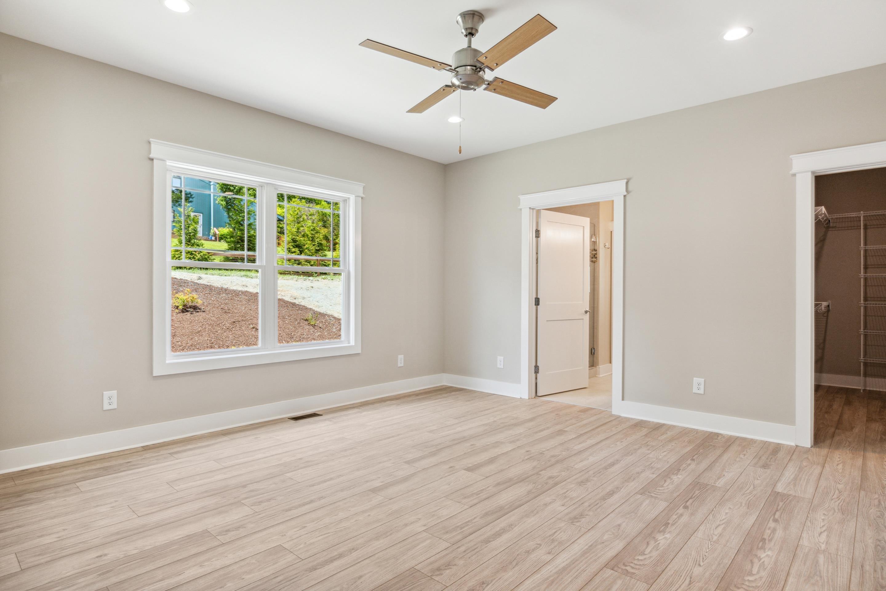 Blacksburg, Virginia, 24060, United States, 4 Bedrooms Bedrooms, ,4 BathroomsBathrooms,Residential,For Sale,1838349
