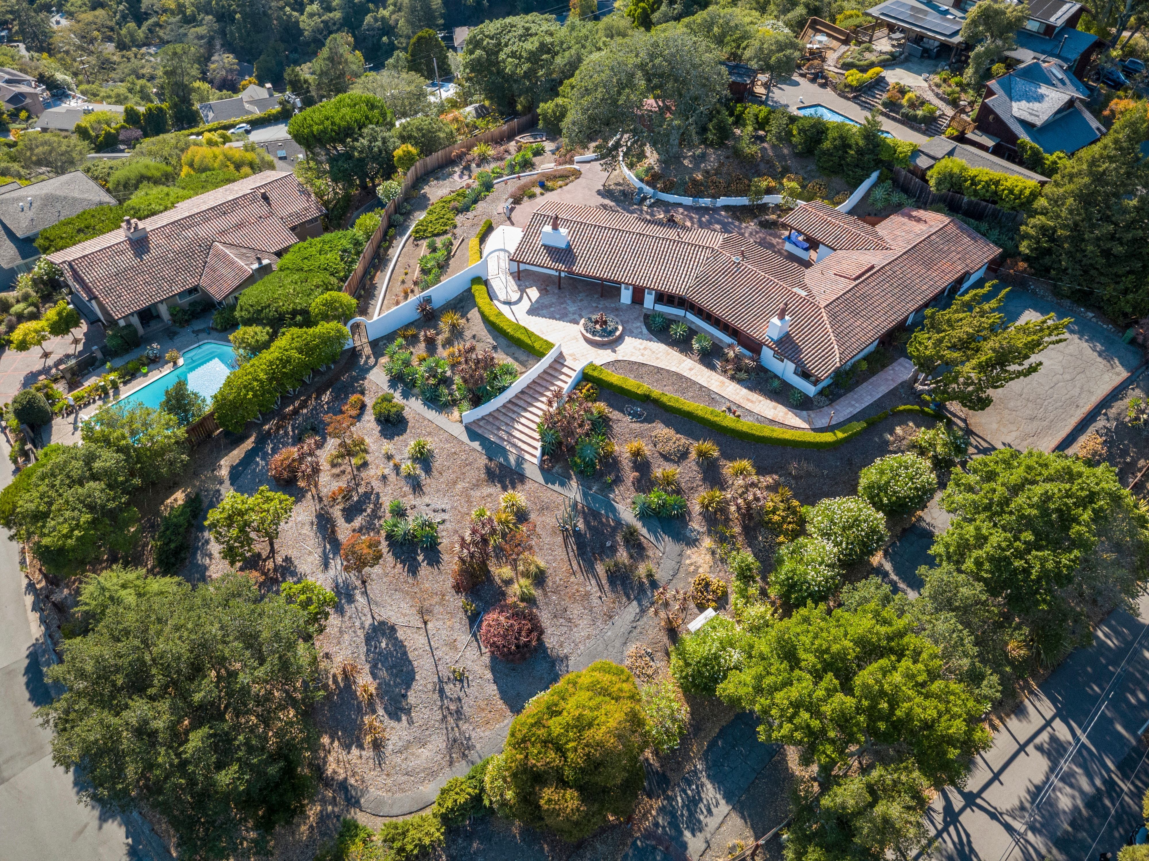  Artisan Hacienda-Style Home with Sweeping Bay to Tam Views - 物件實景