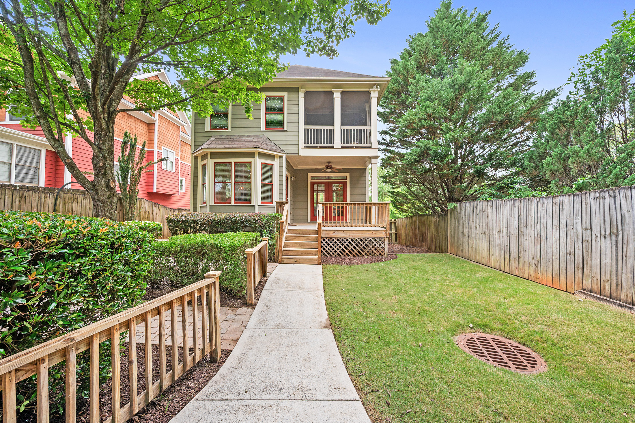  Two-Story Craftsman in Coveted Oakhurst Community - 物件實景