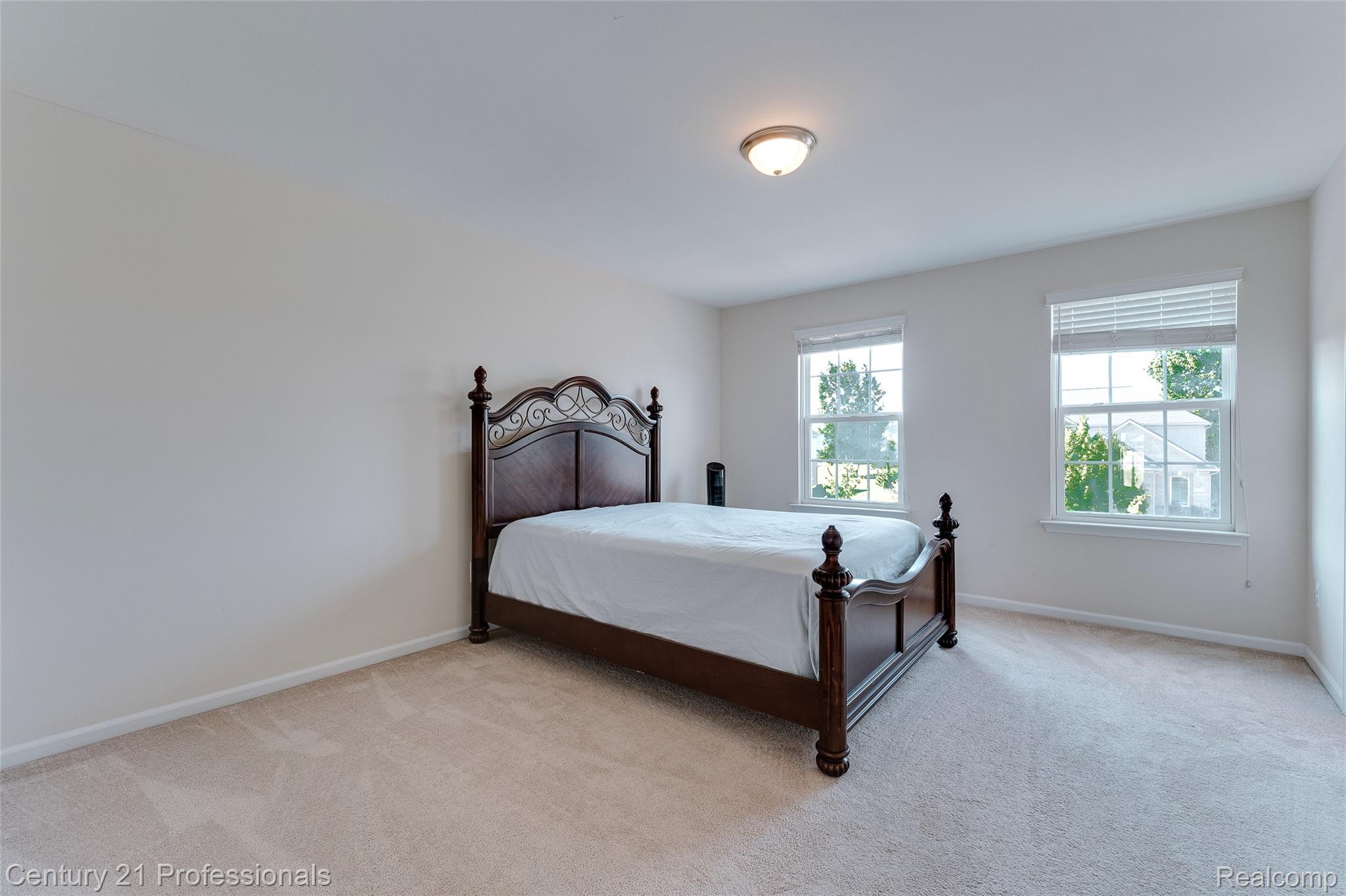 Canton, Michigan, 48187, United States, 5 Bedrooms Bedrooms, ,6 BathroomsBathrooms,Residential,For Sale,1908049