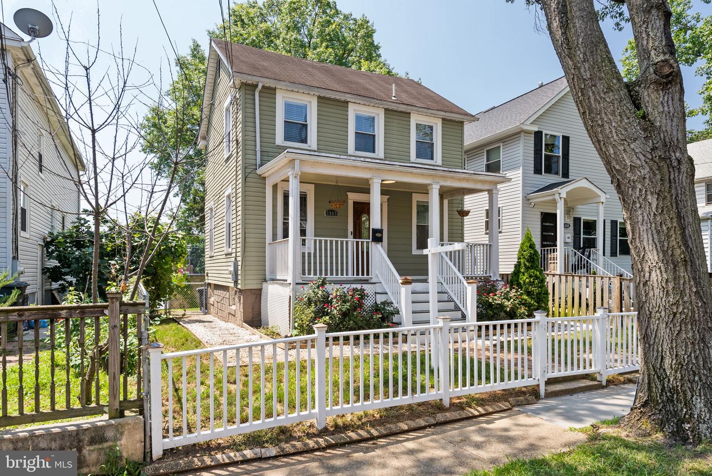 Washington, District of Columbia, 20018, United States, 3 Bedrooms Bedrooms, ,4 BathroomsBathrooms,Residential,For Sale,1907090
