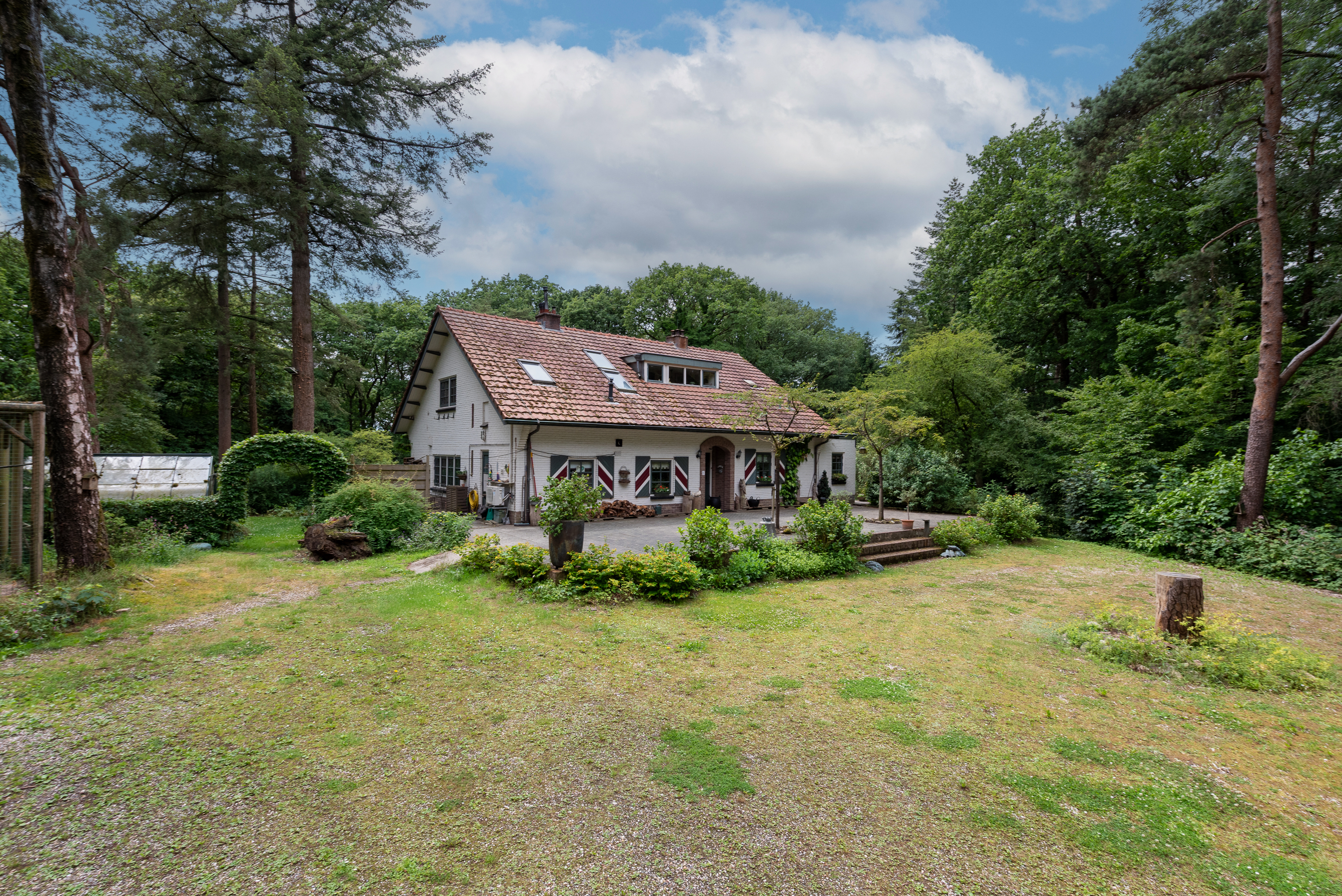  Hidden Woodland Estate with Exceptional Privacy on the Utrechtse Heuvelrug - 物件實景