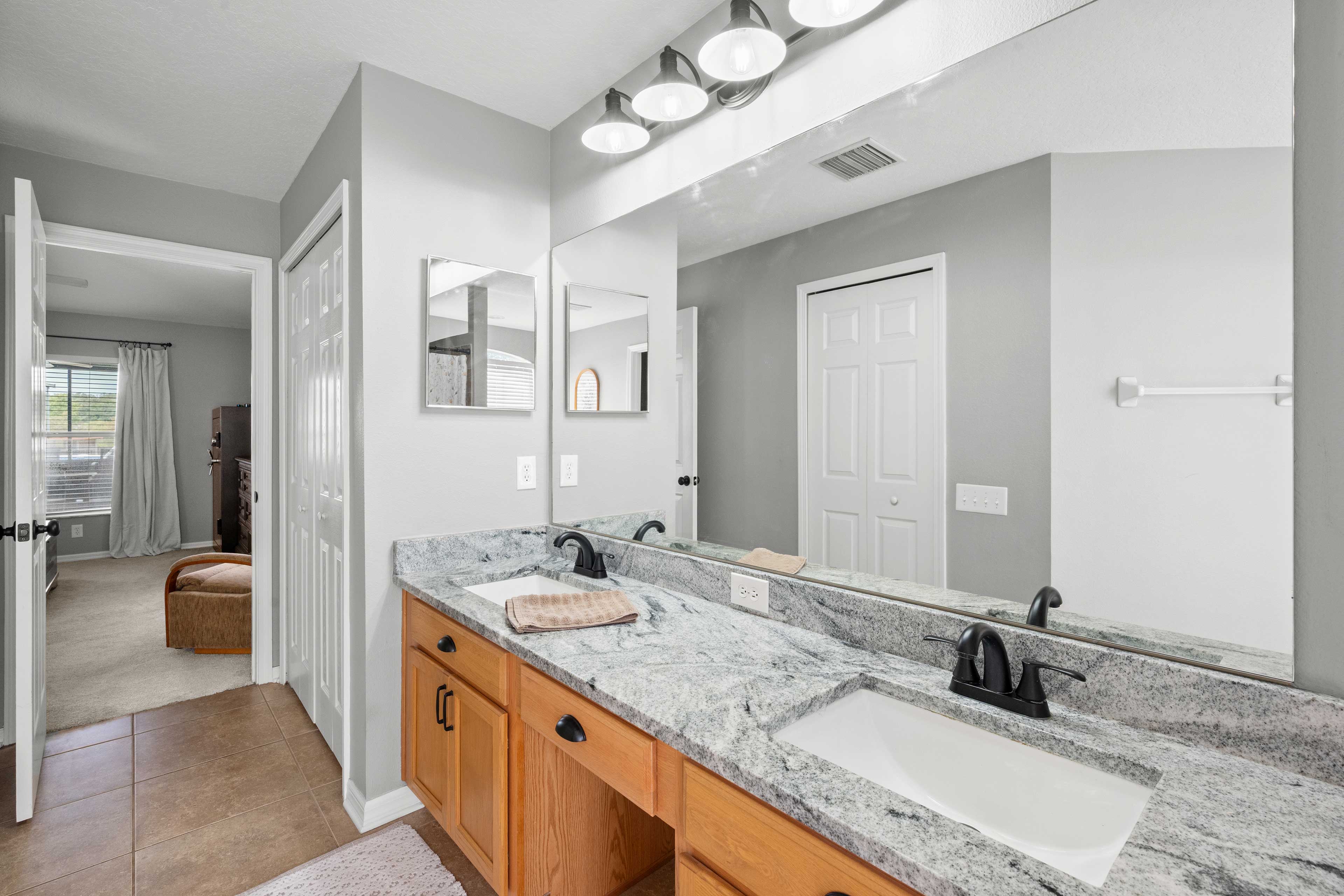 Plant City, Florida, 33567, United States, 4 Bedrooms Bedrooms, ,3 BathroomsBathrooms,Residential,For Sale,1974682