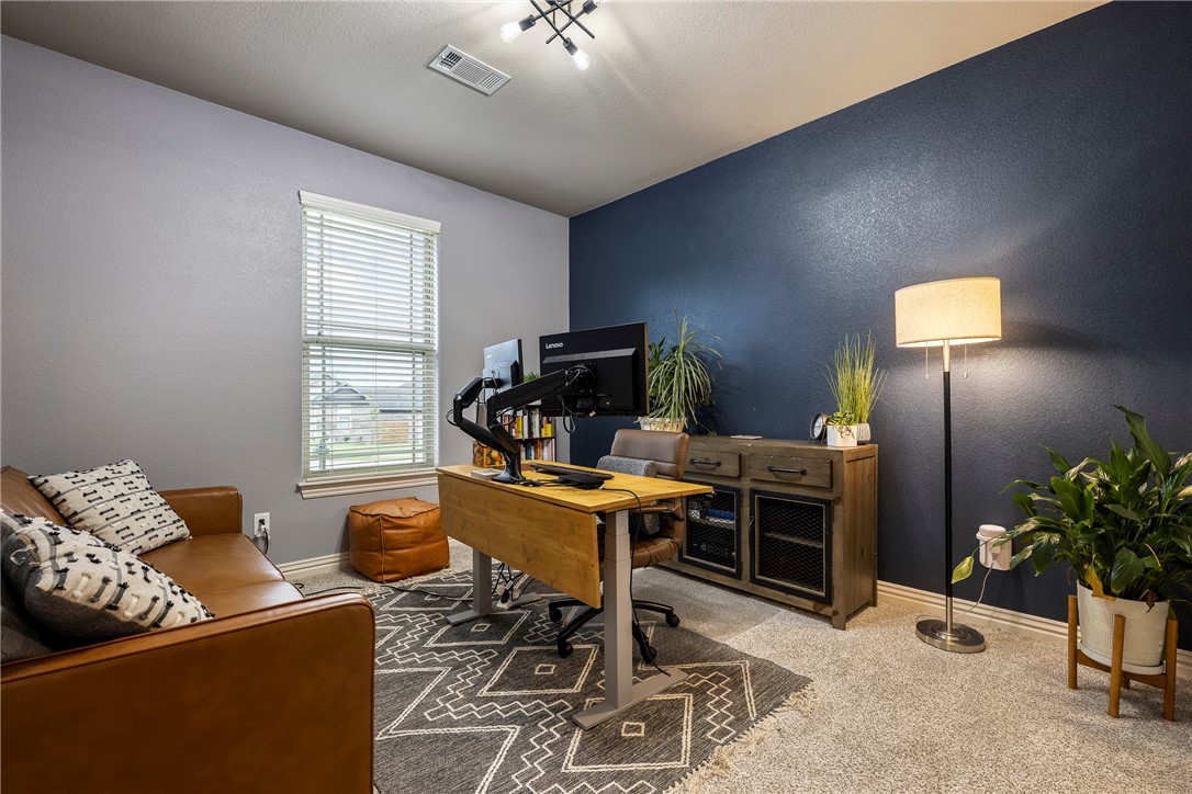 Cave Springs, Arkansas, 72718, United States, 4 Bedrooms Bedrooms, ,3 BathroomsBathrooms,Residential,For Sale,1954993