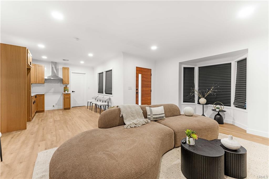 Los Angeles, California, 90032, United States, 5 Bedrooms Bedrooms, ,3 BathroomsBathrooms,Residential,For Sale,1765407