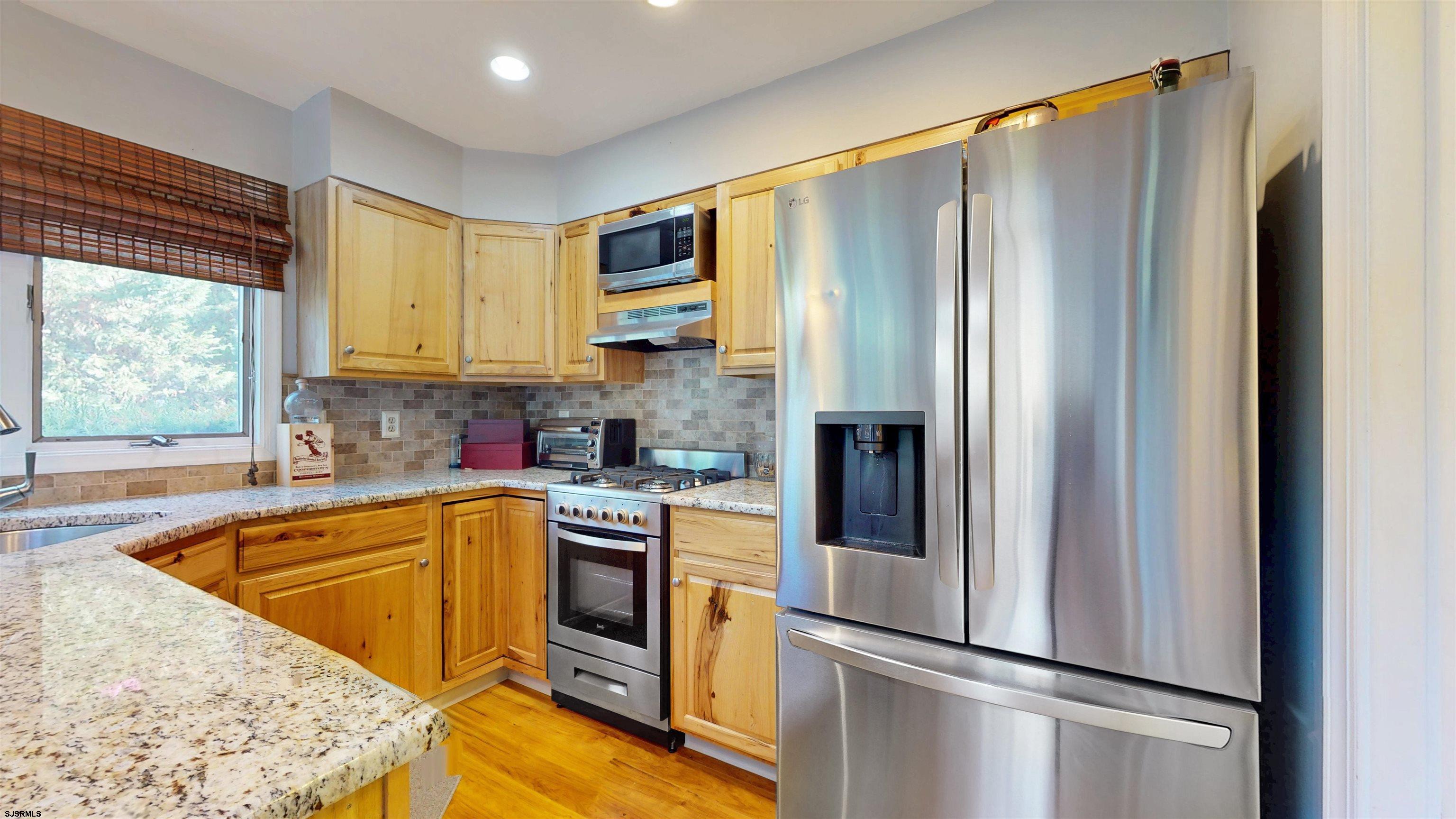 Linwood, New Jersey, 08221, United States, 6 Bedrooms Bedrooms, ,5 BathroomsBathrooms,Residential,For Sale,1975811