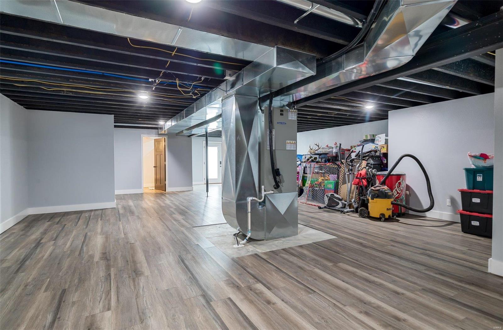 16 Chestnut Crossing, Farmington, Missouri, 63640, United States, 4 Bedrooms Bedrooms, ,3 BathroomsBathrooms,Residential,For Sale,16 Chestnut Crossing,1610348