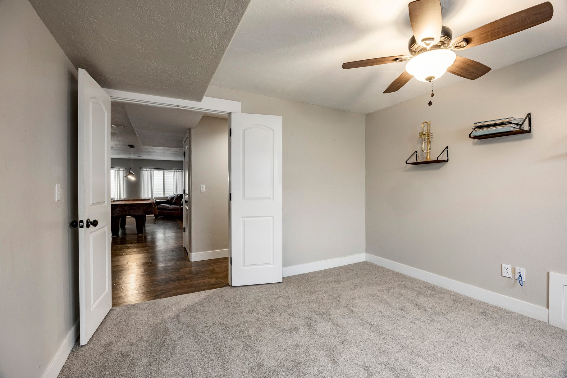  Corner Lot Living With Timpanogos Views Near Wheeler Park - 物件實景