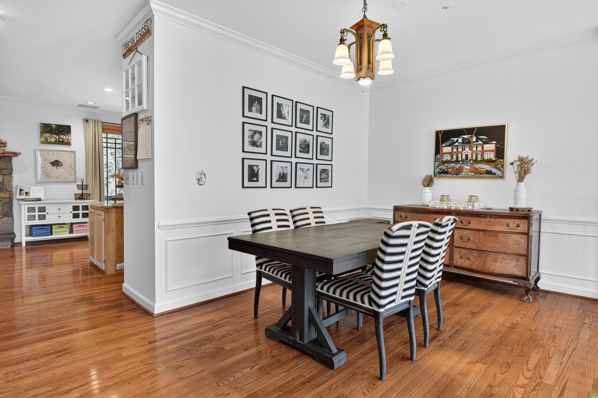  105 Crofton Hill Lane, Rockville, MD, 20850 - 物件實景