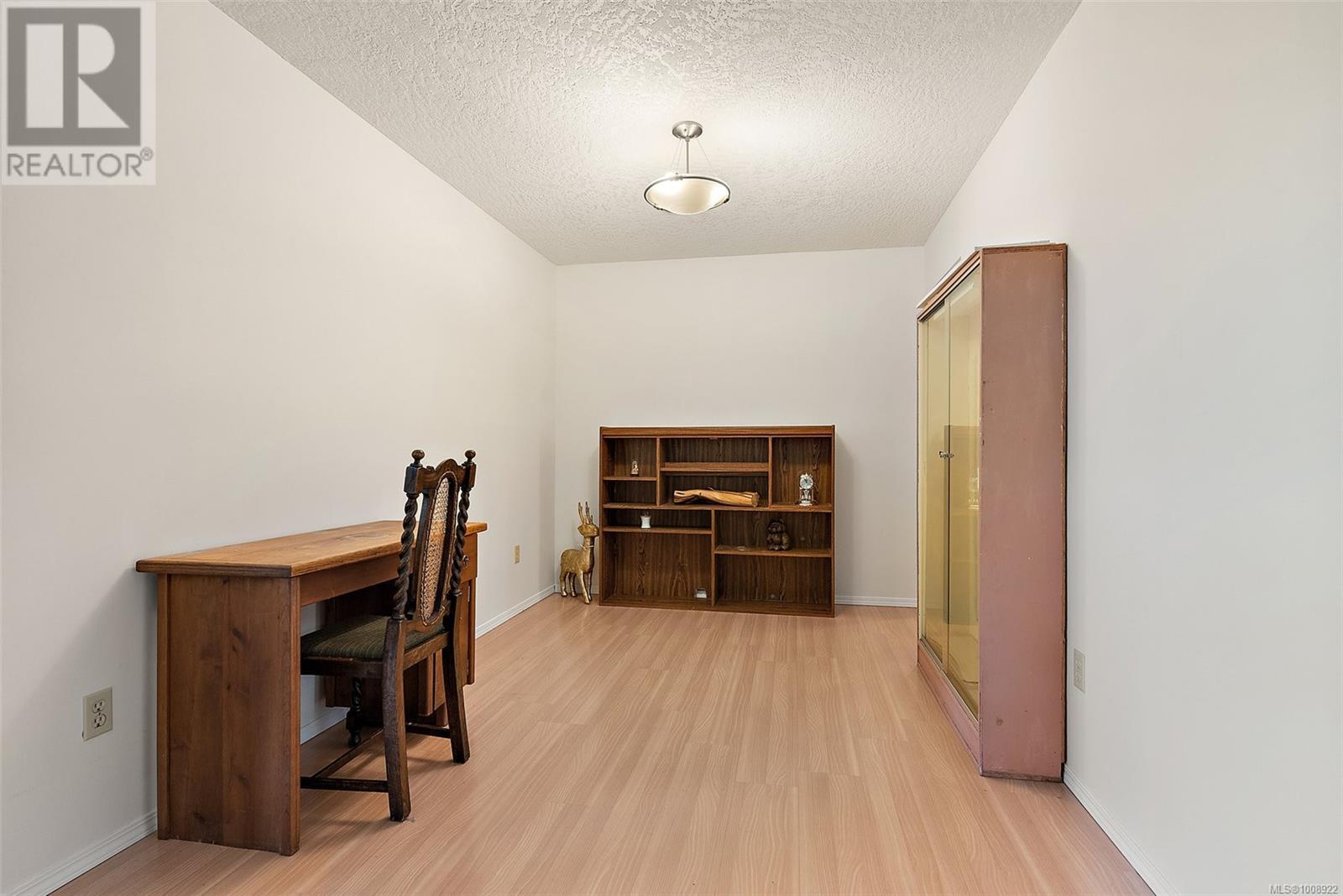 SAANICH, British Columbia, V8Z 3G7, CA, 3 Bedrooms Bedrooms, ,2 BathroomsBathrooms,Residential,For Sale,1949022