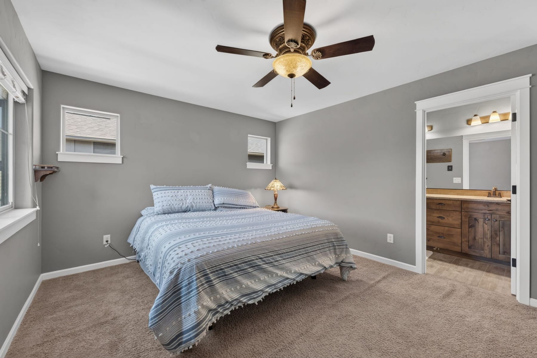  20844 Gateway Drive Bend, OR 97702 - 物件實景