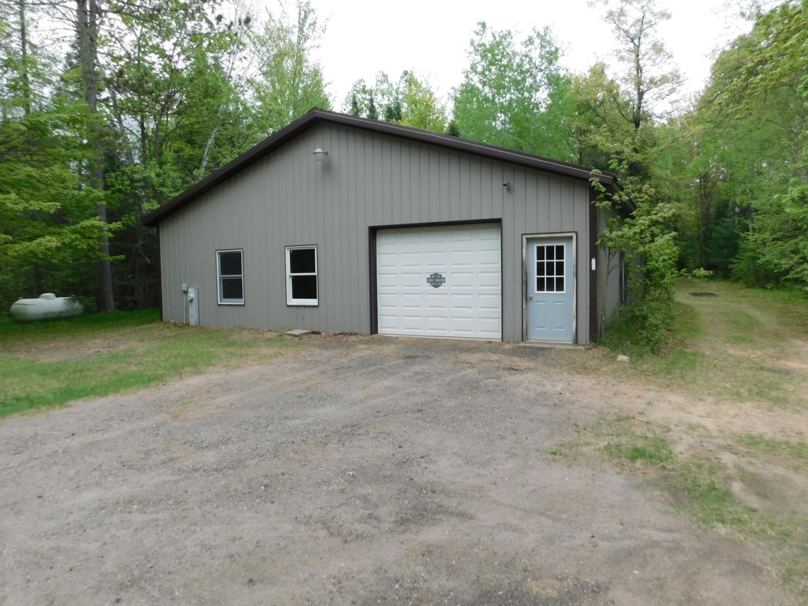Tomahawk, Wisconsin, 54487, United States, 2 Bedrooms Bedrooms, ,2 BathroomsBathrooms,Residential,For Sale,1923926