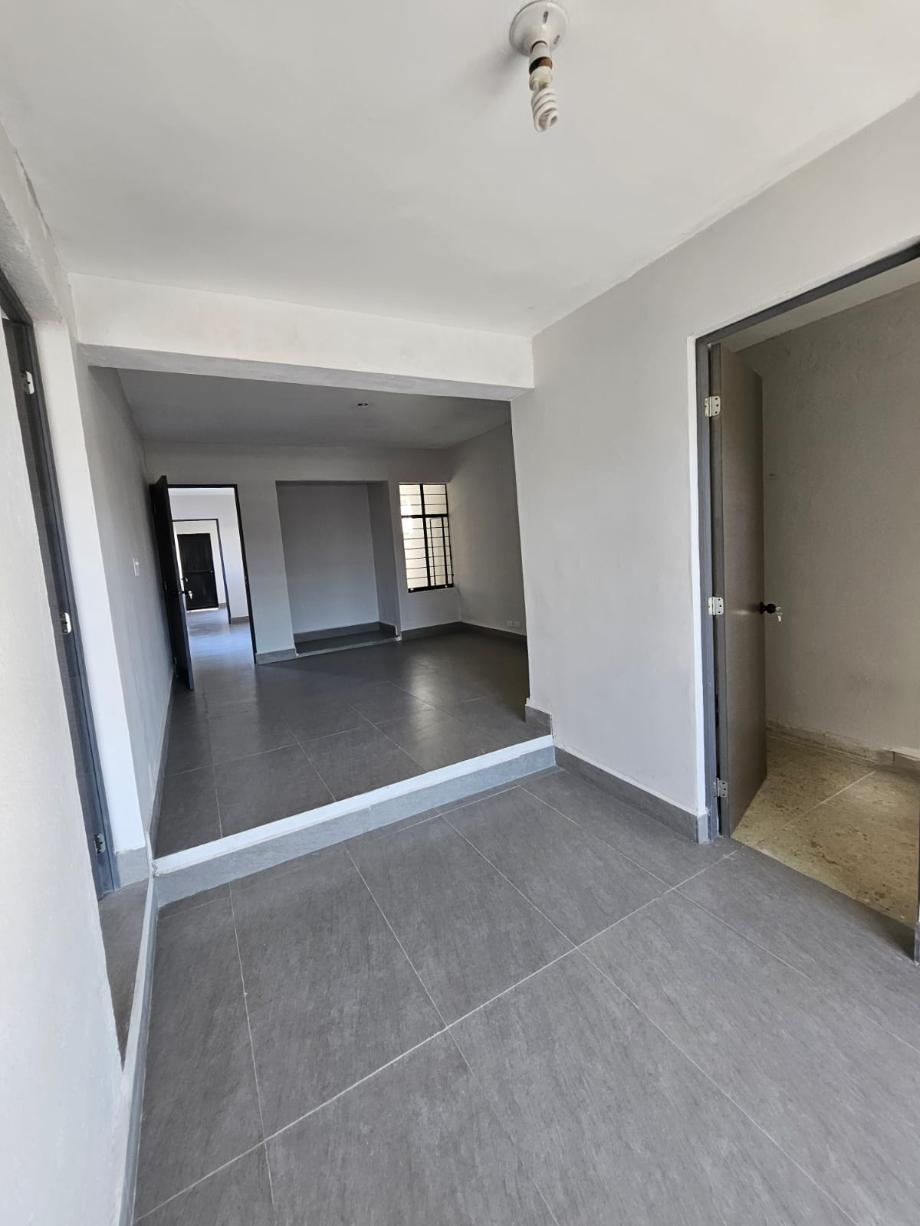 Monterrey, Nuevo León, 64000, Mexico, 6 Bedrooms Bedrooms, ,4 BathroomsBathrooms,Residential,For Sale,1997199