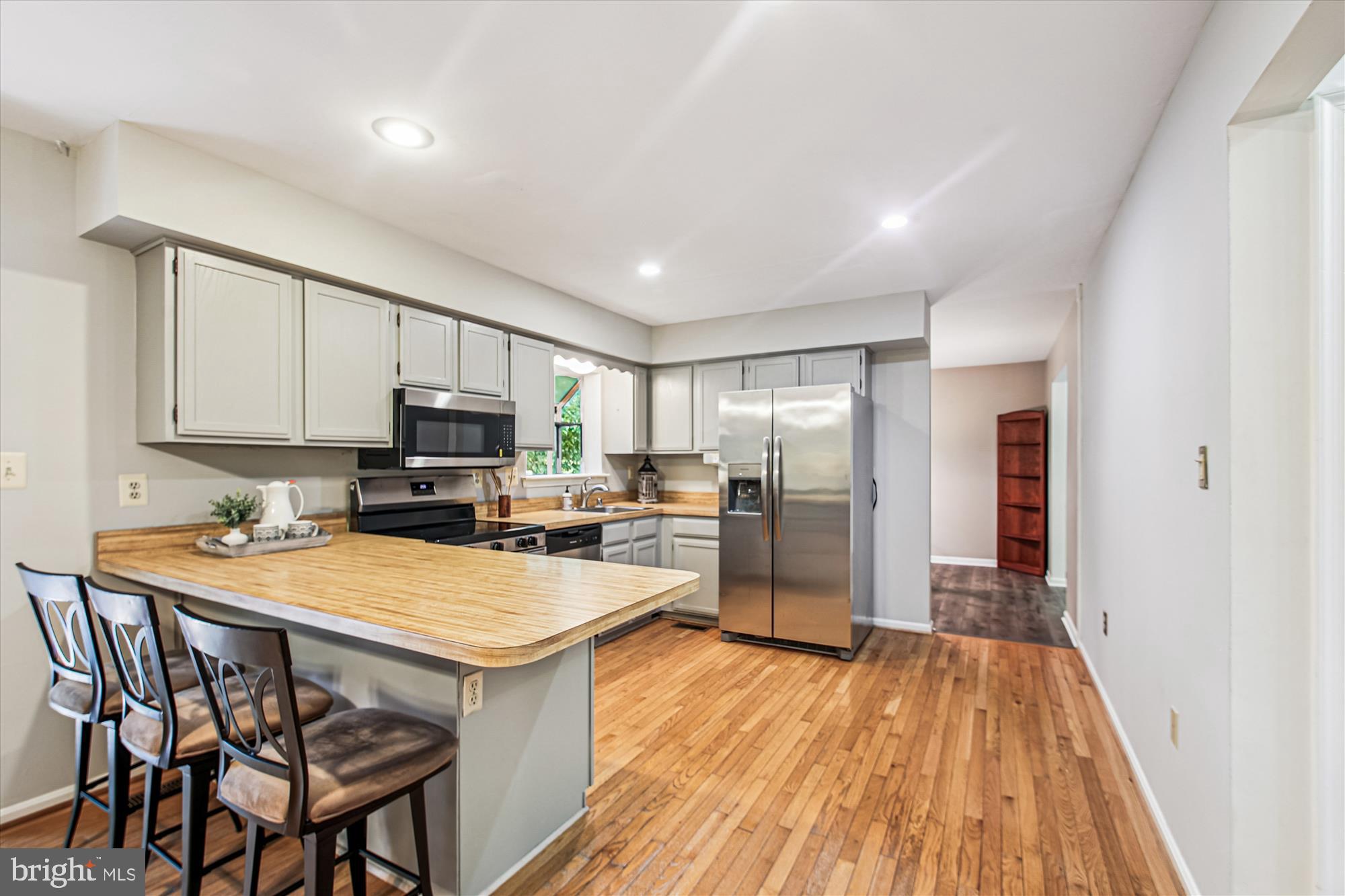 Arnold, Maryland, 21012, United States, 4 Bedrooms Bedrooms, ,3 BathroomsBathrooms,Residential,For Sale,1979079