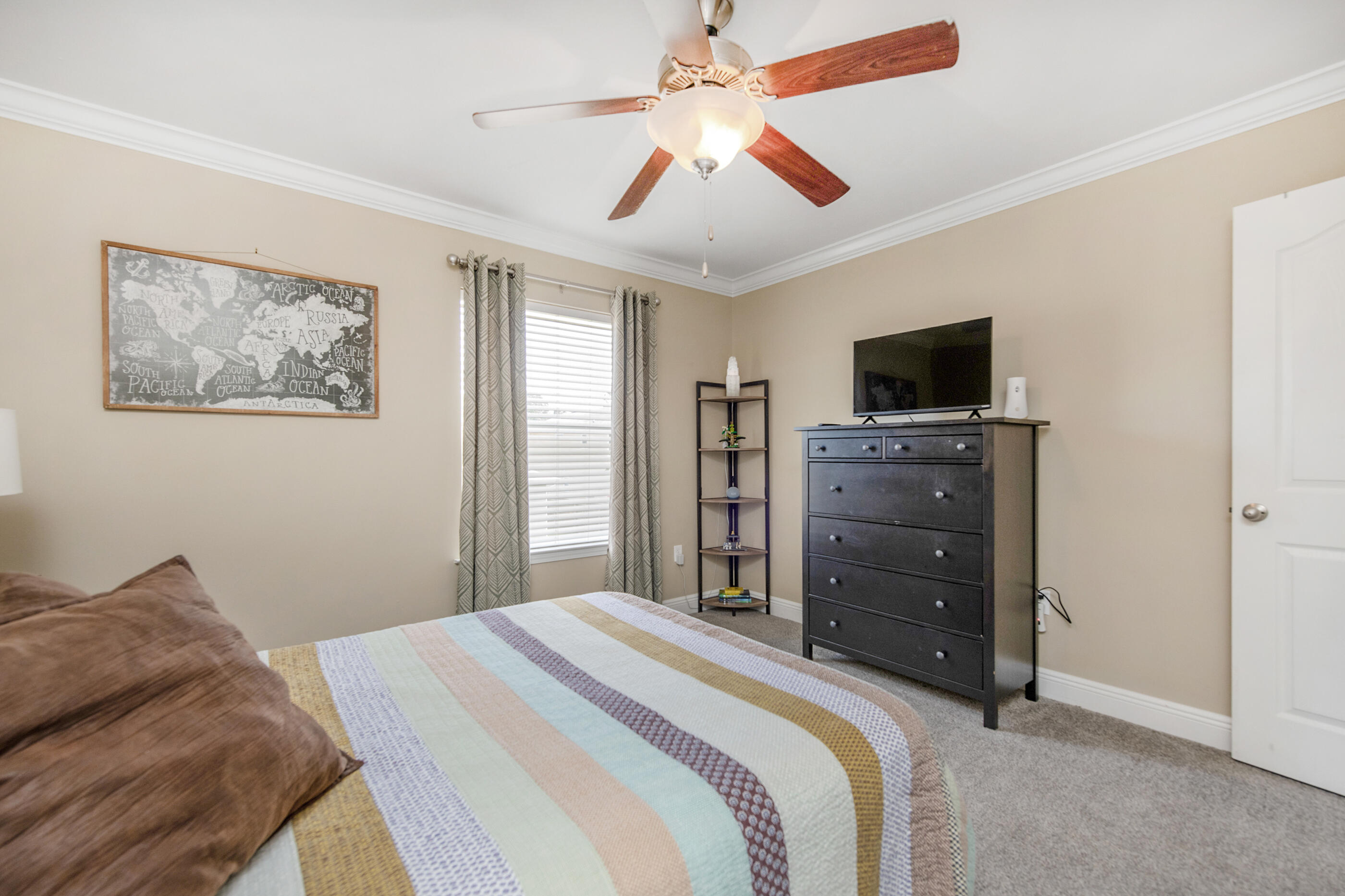 Mary Esther, Florida, 32569, United States, 5 Bedrooms Bedrooms, ,3 BathroomsBathrooms,Residential,For Sale,1940408