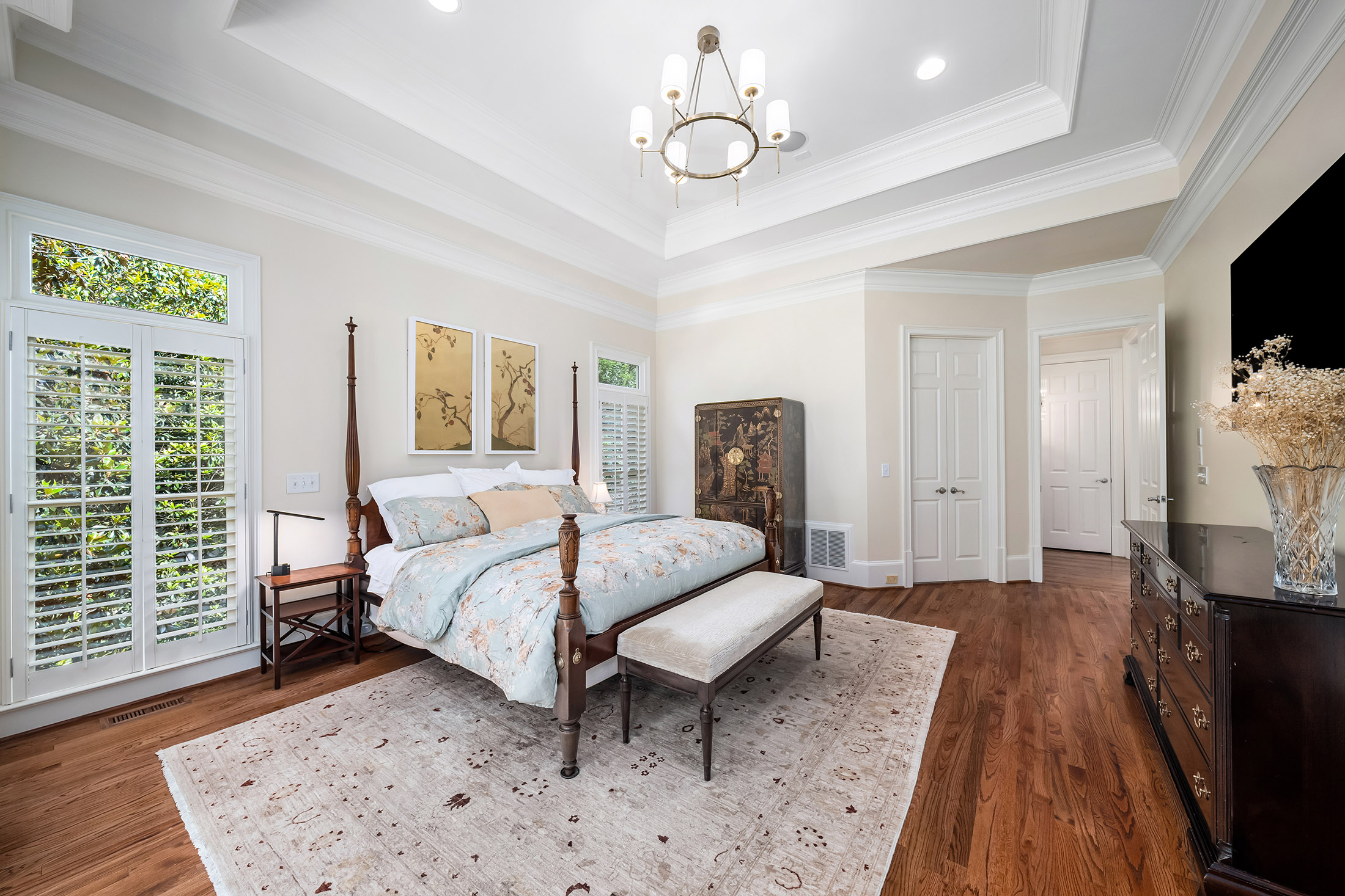  Estate-style Living in One of Milton