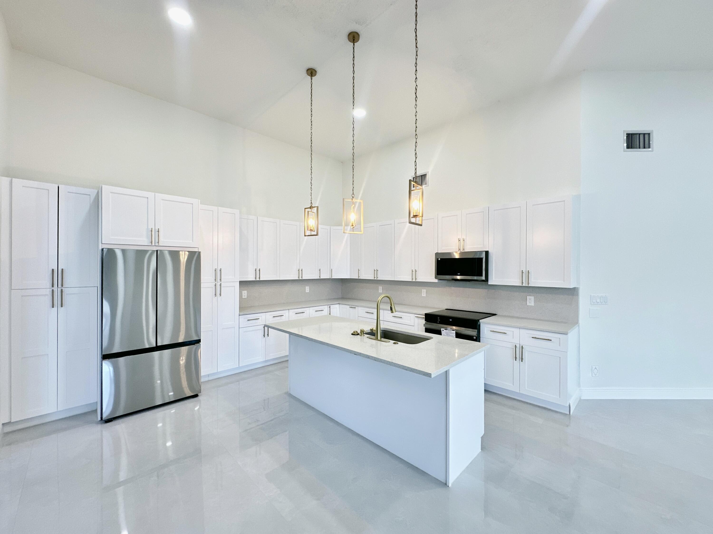 Jupiter, Florida, 33458, United States, 4 Bedrooms Bedrooms, ,3 BathroomsBathrooms,Residential,For Sale,1907455