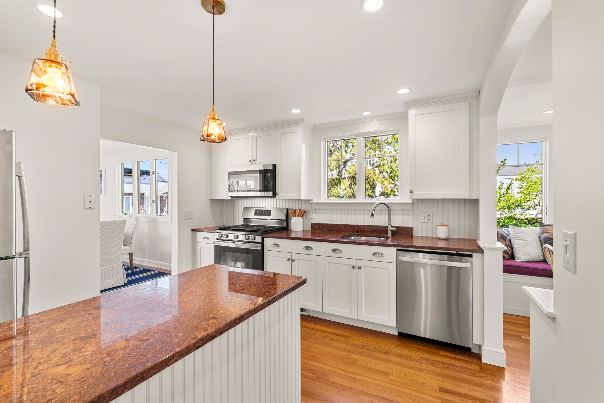  26 Karolyn Circle, Nahant, MA, 01908 - 物件實景