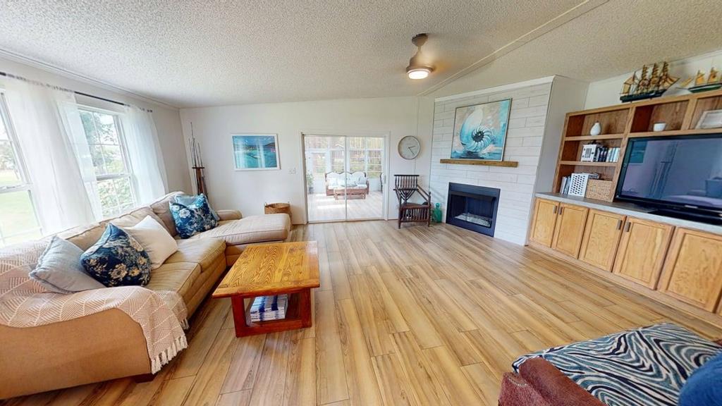 Painter, Virginia, 23420, United States, 4 Bedrooms Bedrooms, ,2 BathroomsBathrooms,Residential,For Sale,1908703