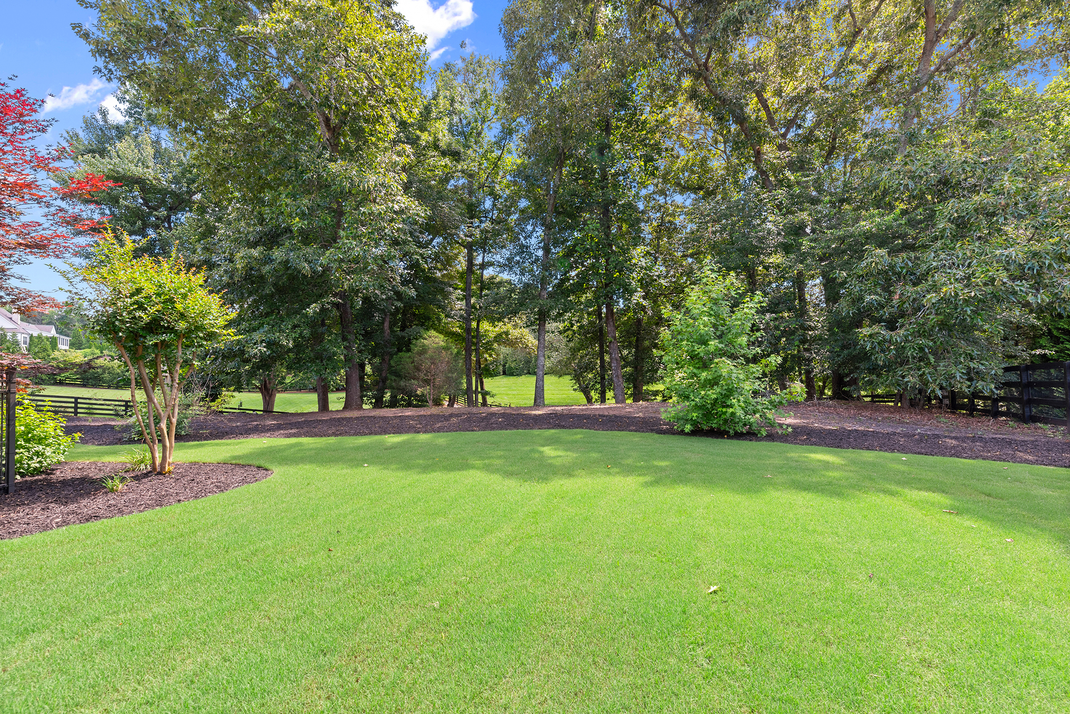  A Private Luxury Estate Set on Over One-Acre in Trinity Creek - 物件實景