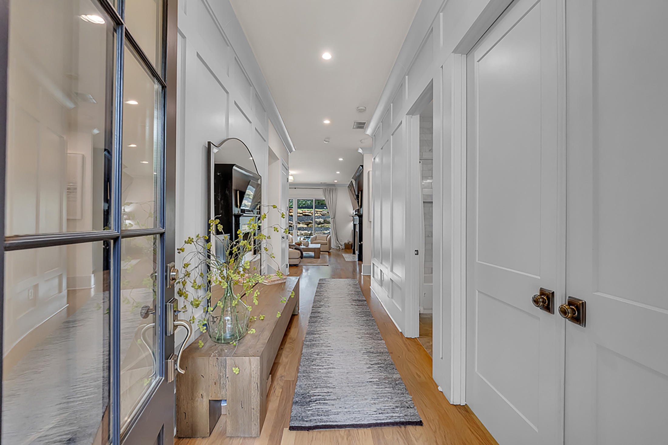  New-Construction Luxury Estate with Resort-Style Pool and Two Primary Suites - 物件實景