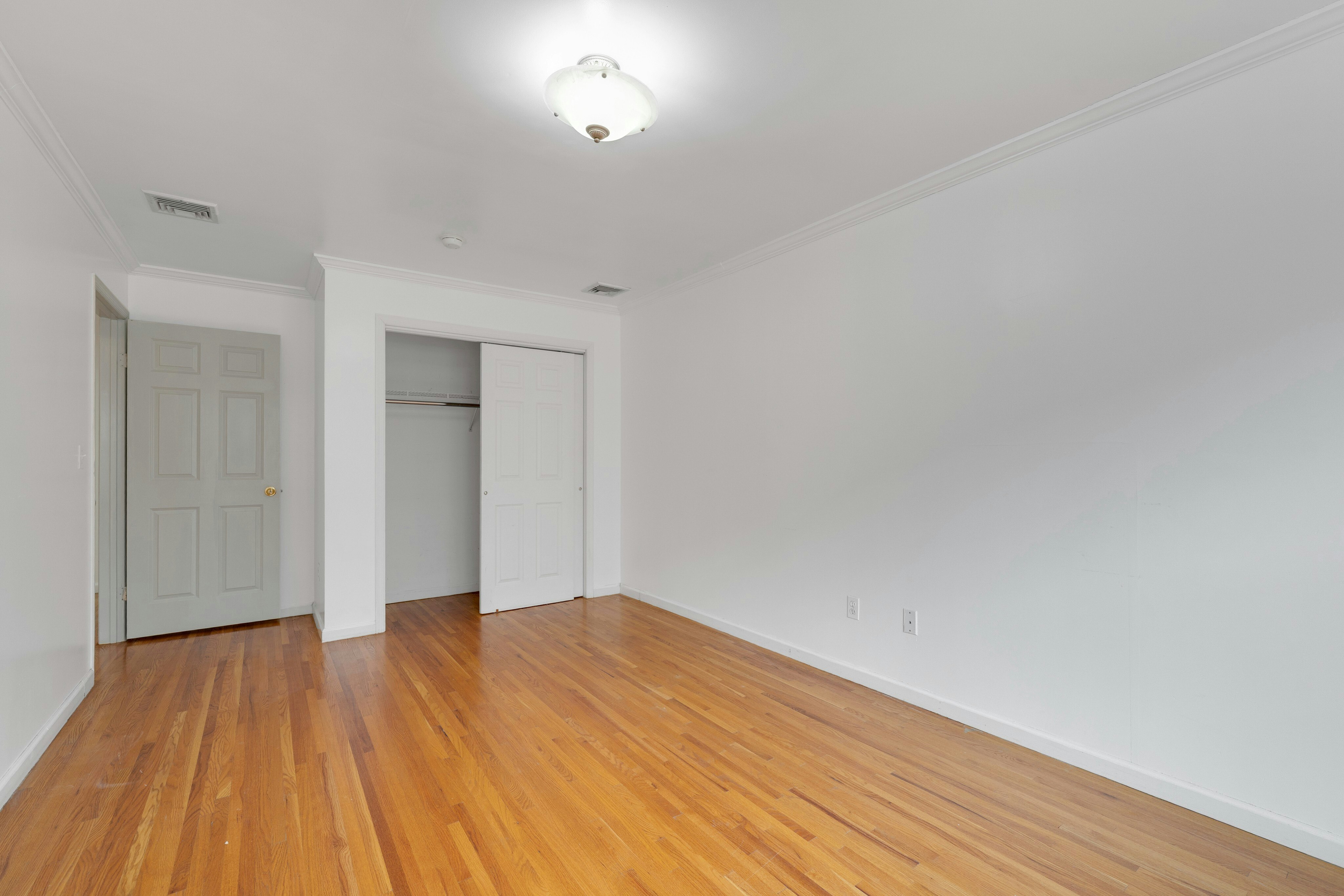  29 Prospect Street, Palisades Park, NJ 07650 - 物件實景