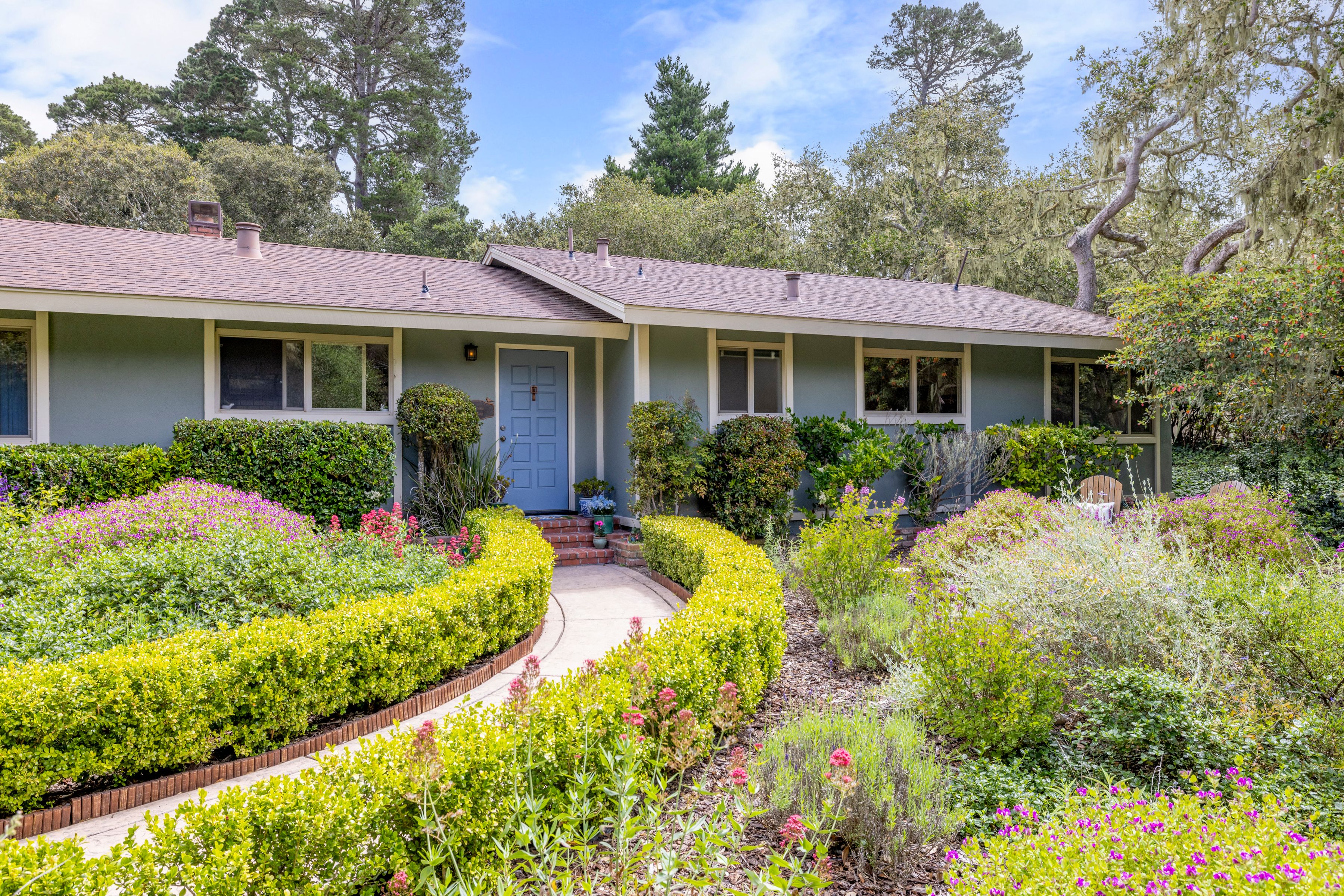  25193 Flanders Drive, Carmel - 物件實景