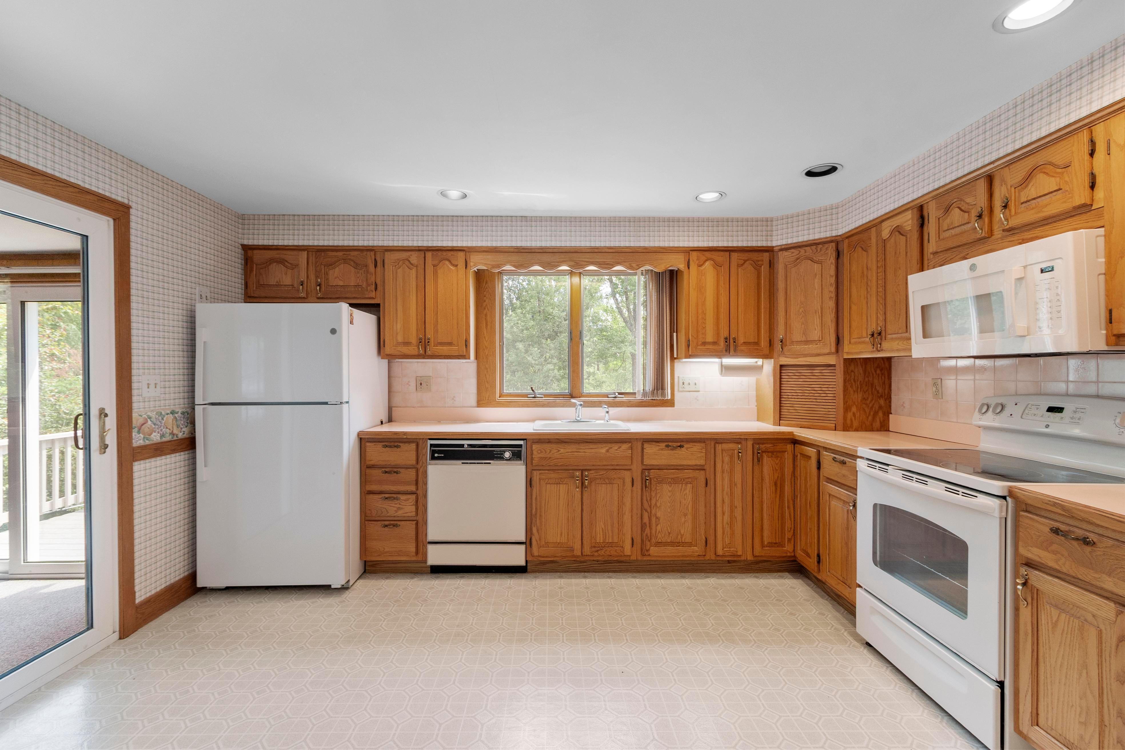  414 Grove Street, Reading, MA 01867 - 物件實景