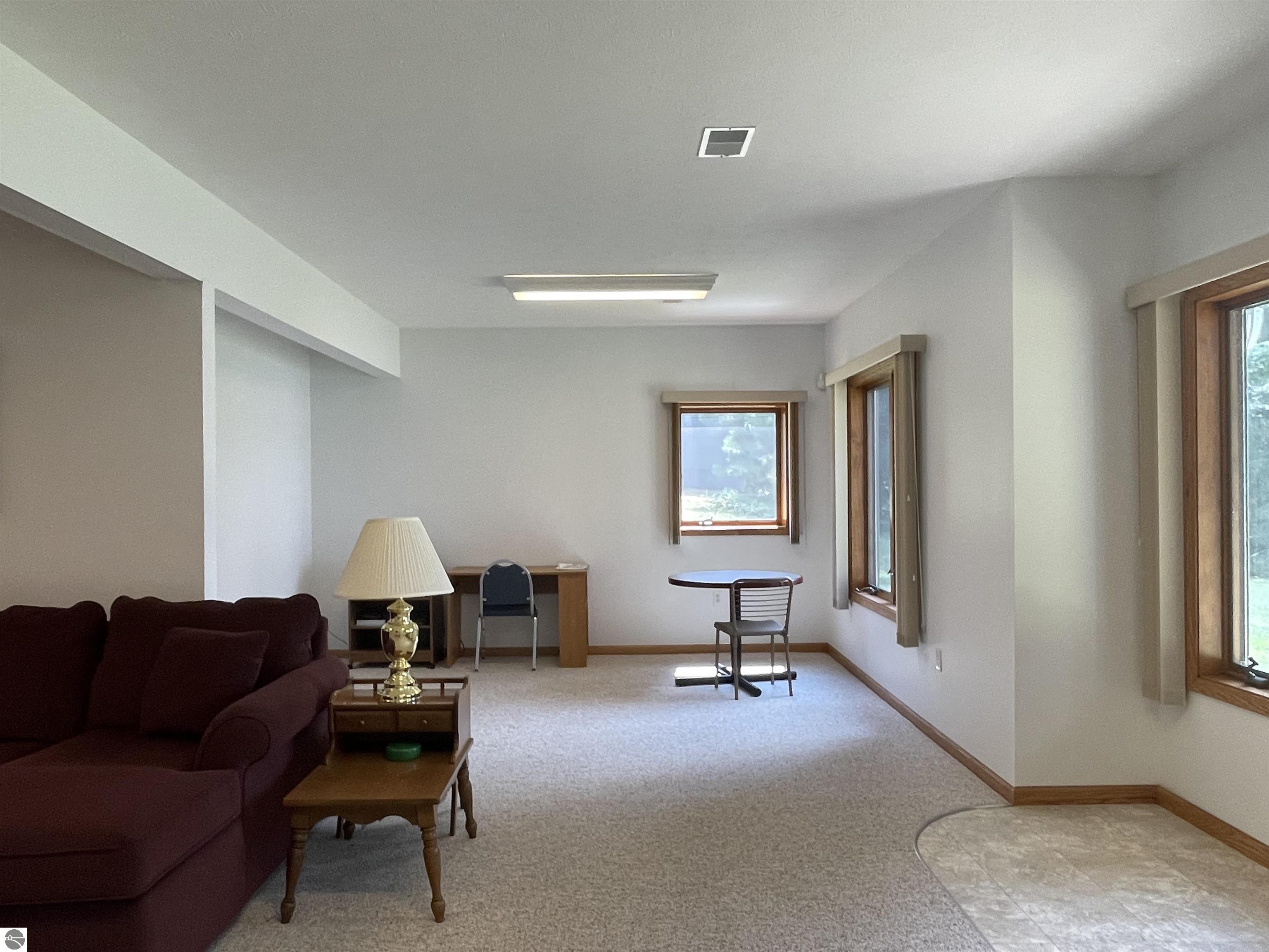 Harrison, Michigan, 48625, United States, 5 Bedrooms Bedrooms, ,4 BathroomsBathrooms,Residential,For Sale,1916275