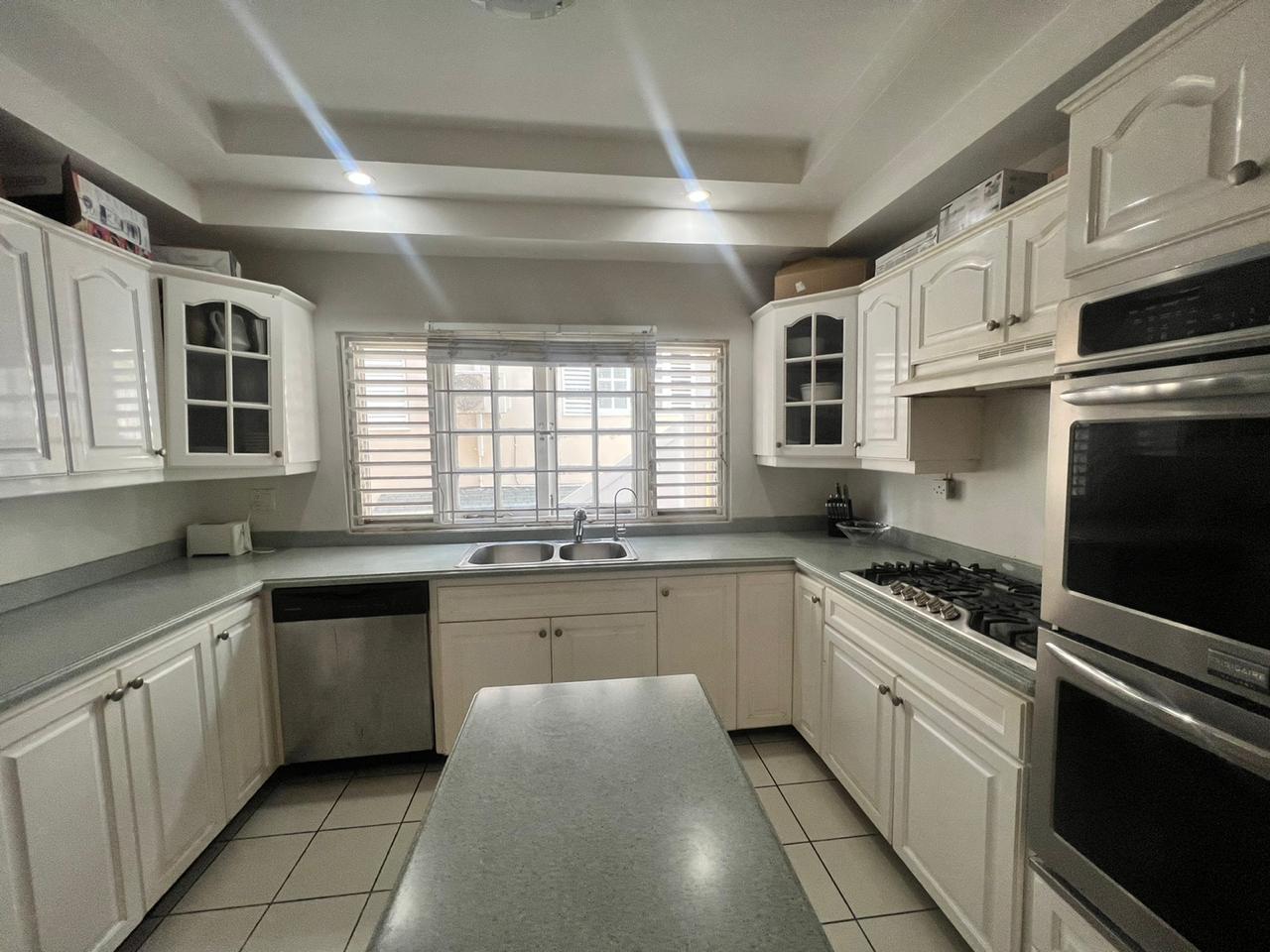 Kingston & St. Andrew, JM, 4 Bedrooms Bedrooms, ,4 BathroomsBathrooms,Residential,For Sale,1838050