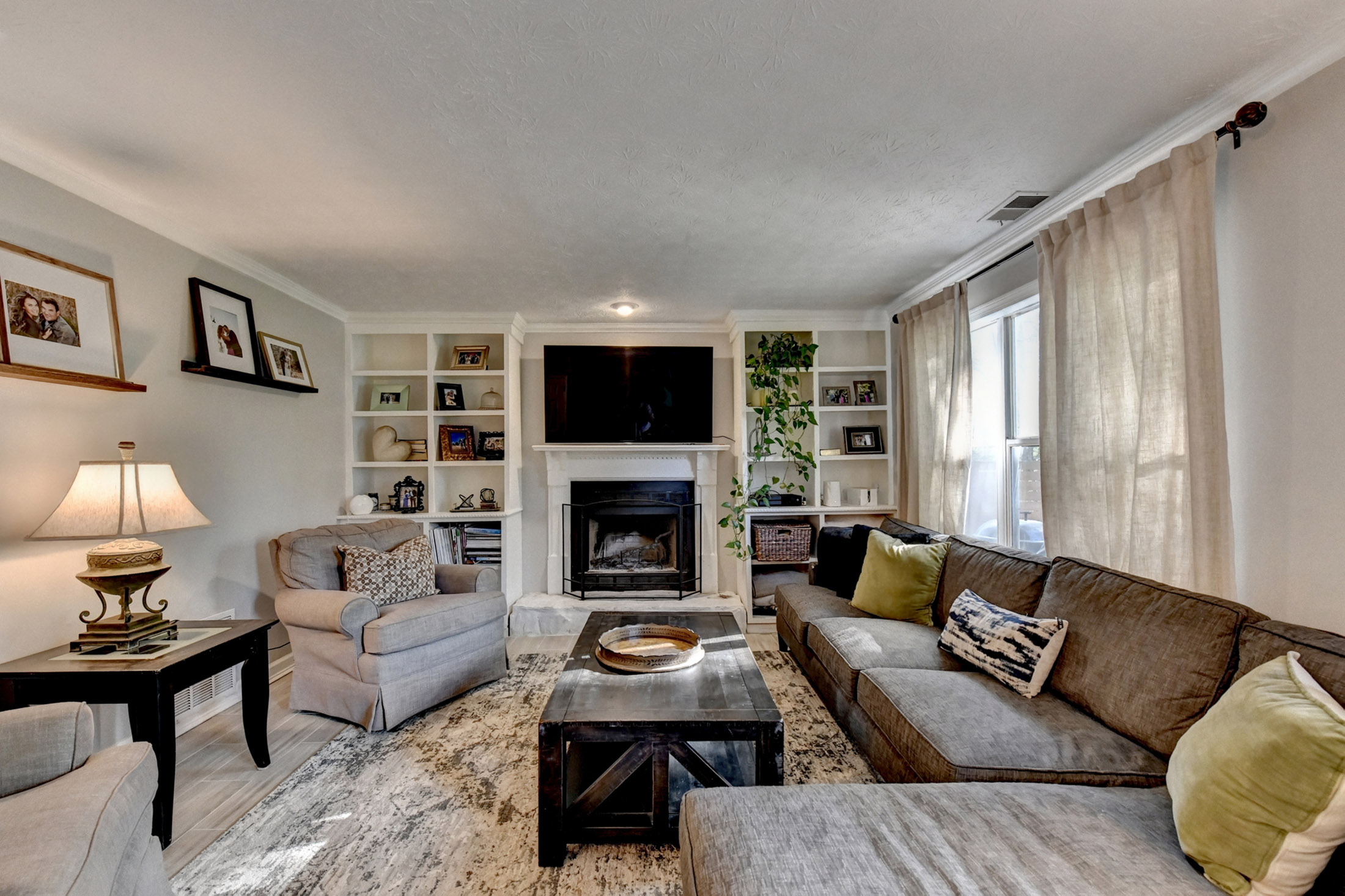  Welcome to this Renovated Home in Keheley Bend - 物件實景