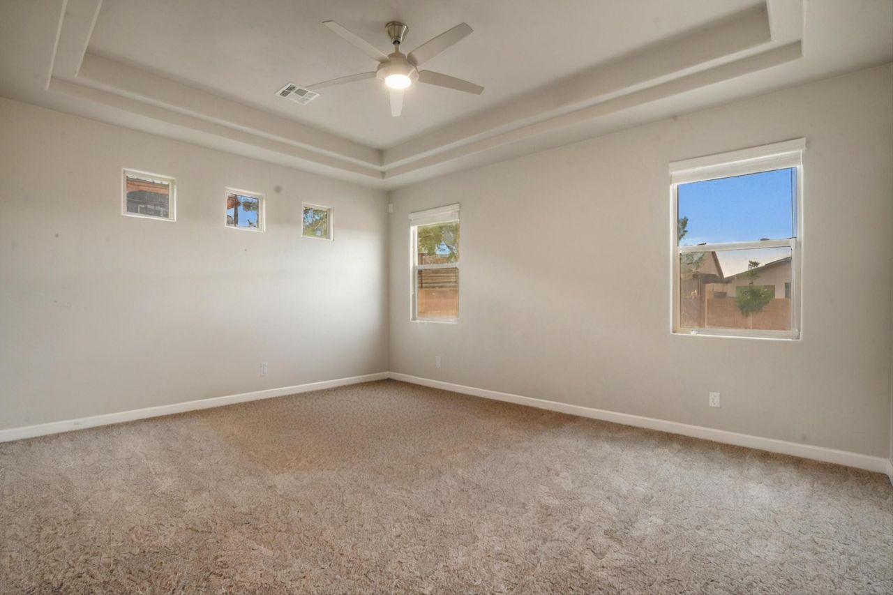 Rio Rancho, New Mexico, 87124, United States, 4 Bedrooms Bedrooms, ,4 BathroomsBathrooms,Residential,For Sale,1919636