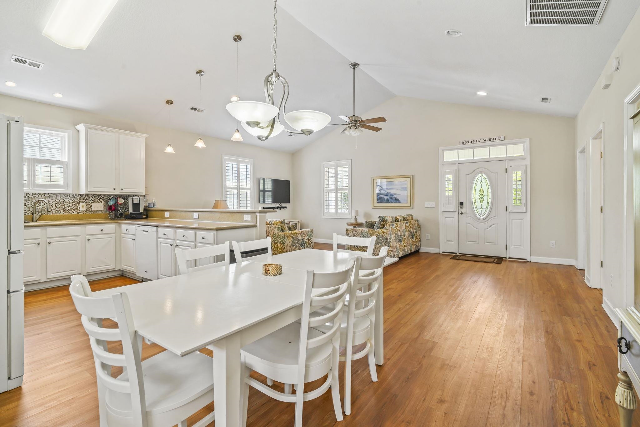 North Myrtle Beach, South Carolina, 29582, United States, 4 Bedrooms Bedrooms, ,3 BathroomsBathrooms,Residential,For Sale,2040482