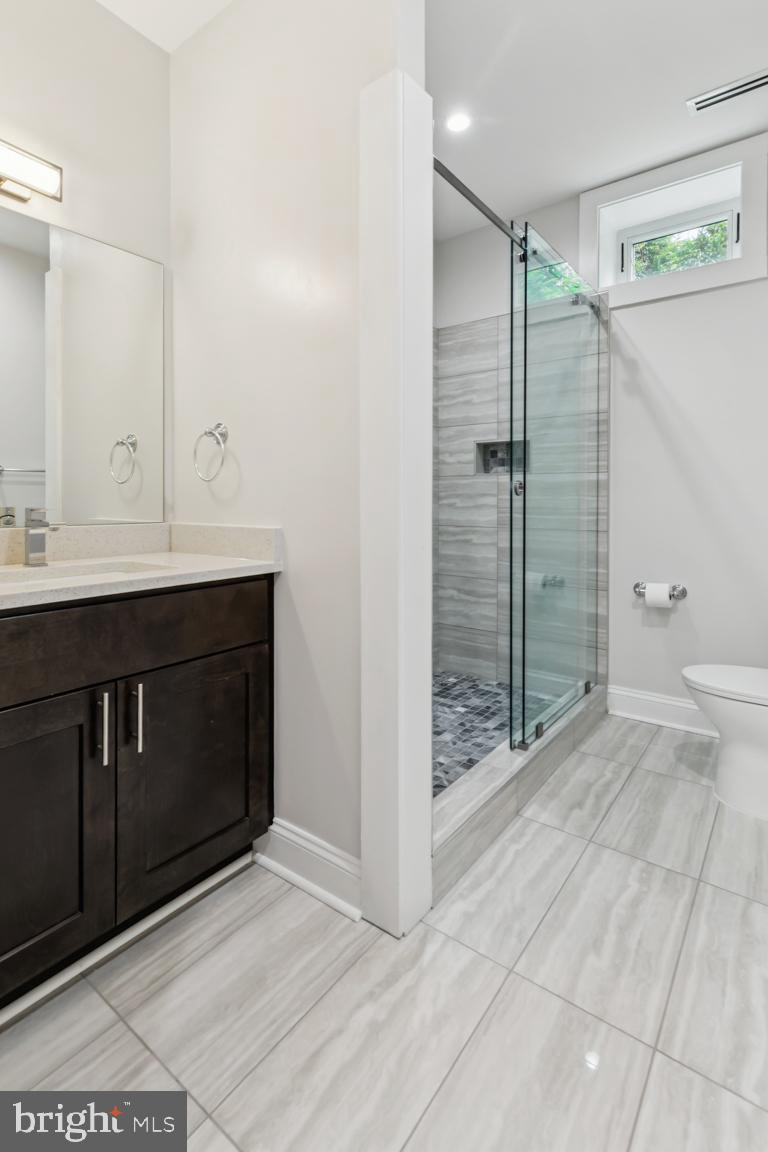 Alexandria, Virginia, 22312, United States, 7 Bedrooms Bedrooms, ,8 BathroomsBathrooms,Residential,For Sale,1904380