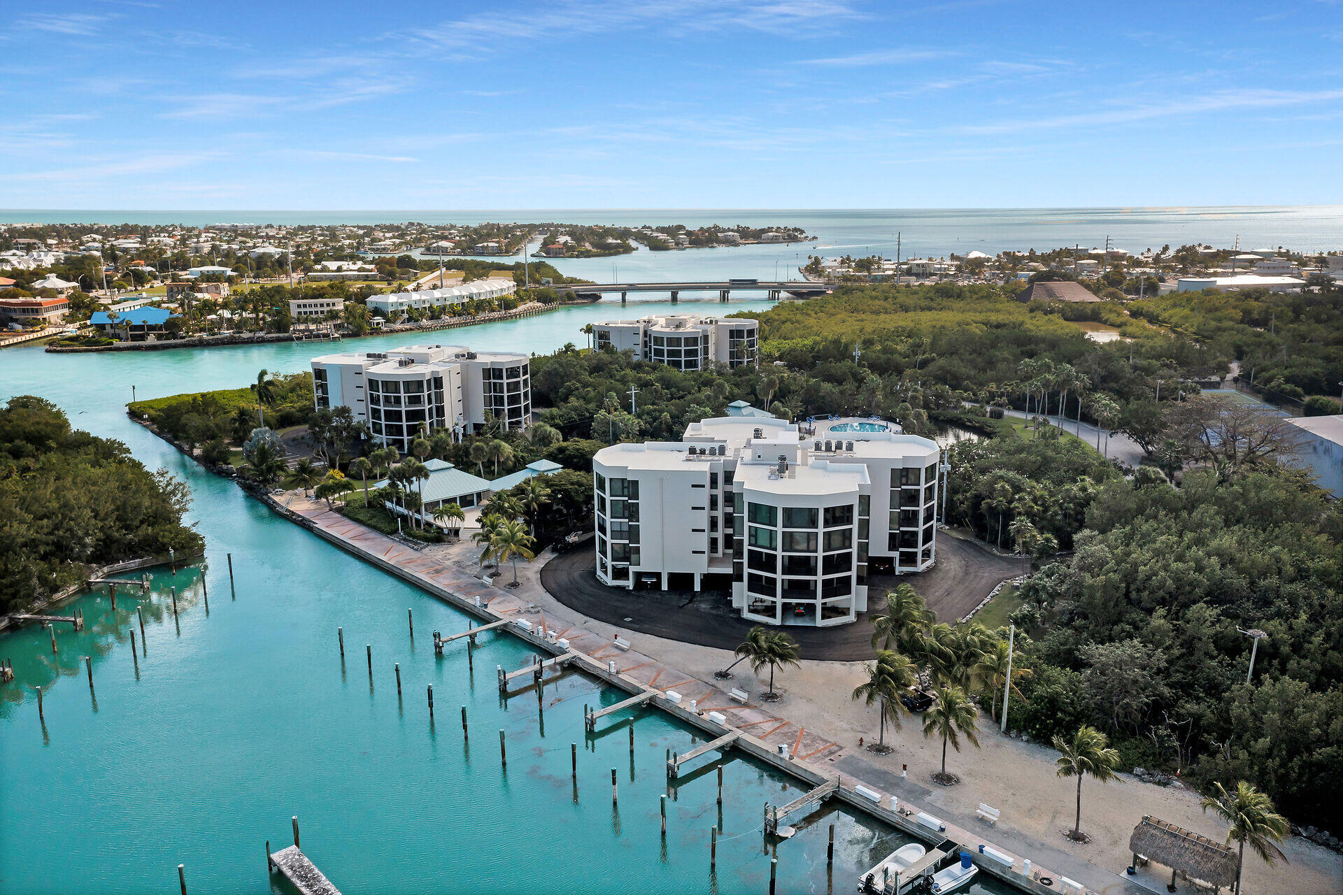 MARATHON, Florida, 33050, United States, 3 Bedrooms Bedrooms, ,2 BathroomsBathrooms,Residential,For Sale,1696068