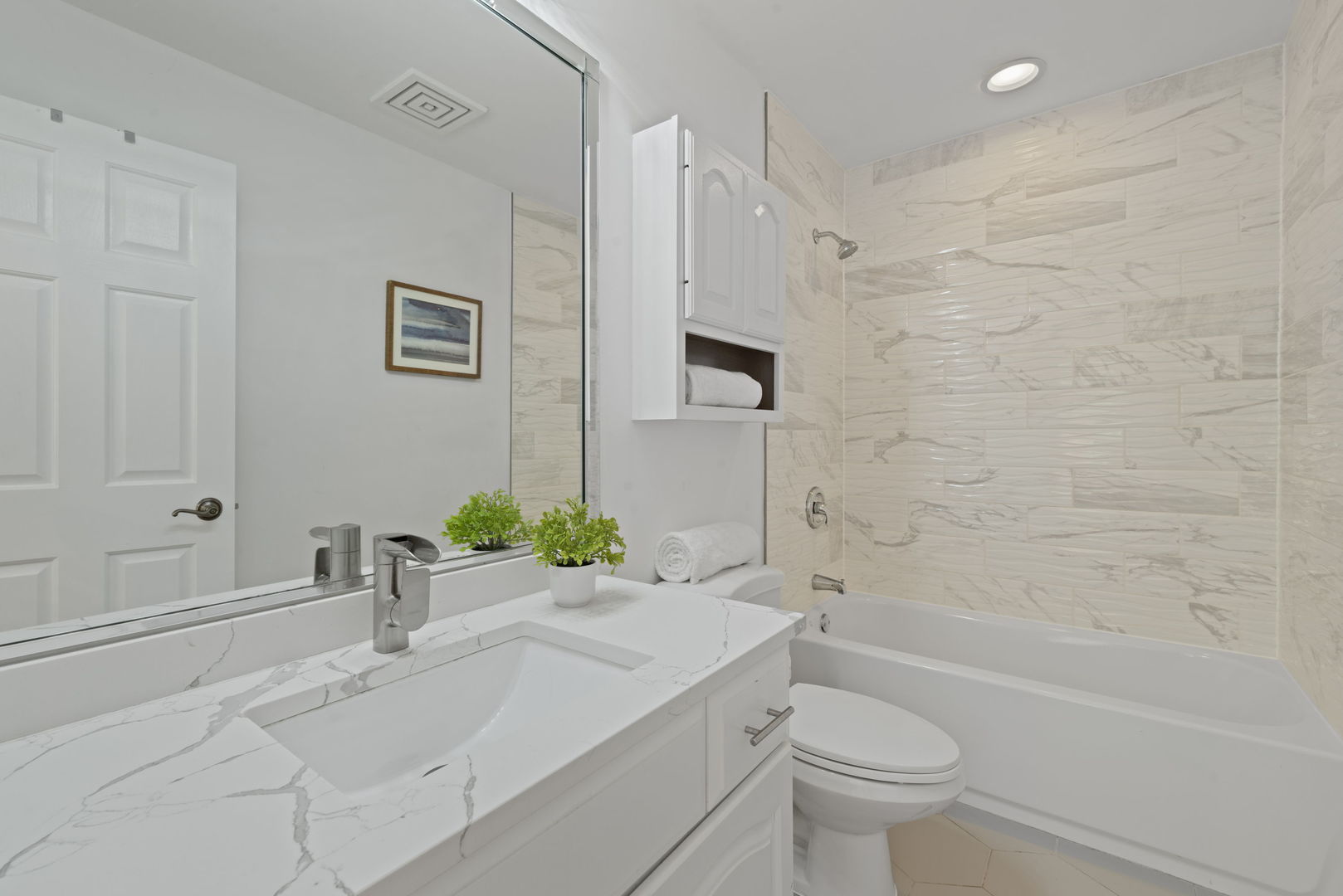 Oak Brook, Illinois, 60523, United States, 7 Bedrooms Bedrooms, ,5 BathroomsBathrooms,Residential,For Sale,1990925