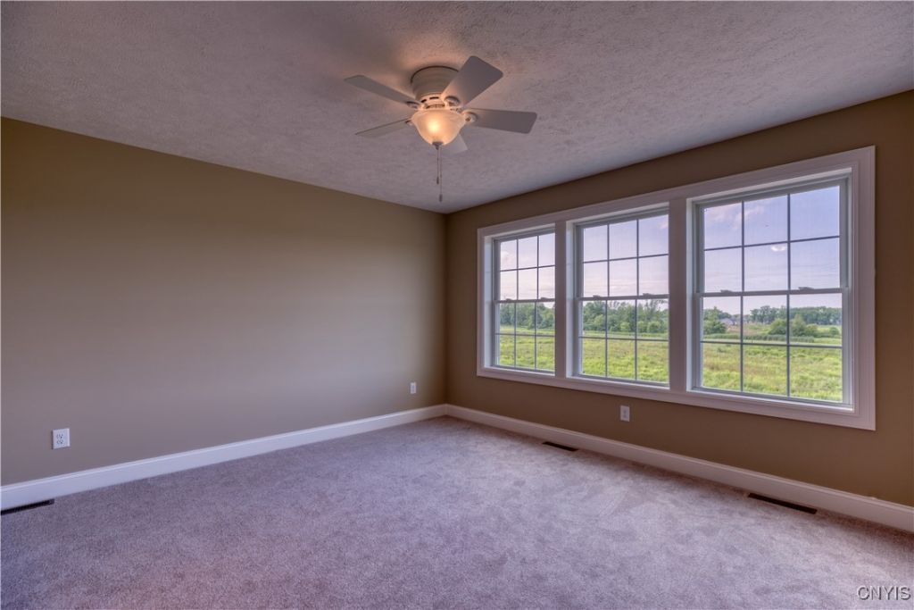 Baldwinsville, New York, 13027, United States, 4 Bedrooms Bedrooms, ,3 BathroomsBathrooms,Residential,For Sale,1906814